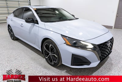2023 Nissan Altima 2.5 SR