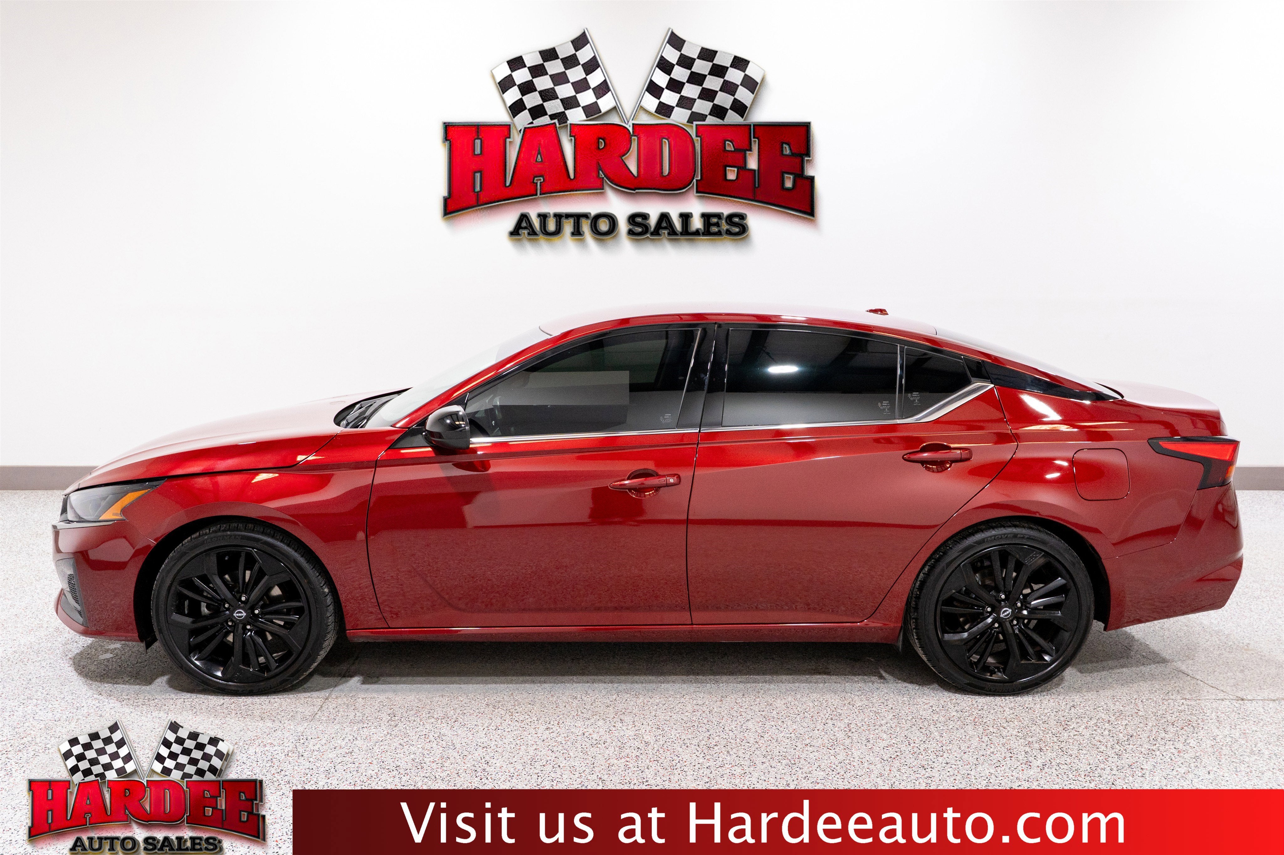 2024 Nissan Altima 2.5 SR