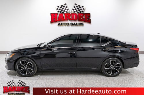 2025 Nissan Altima SR