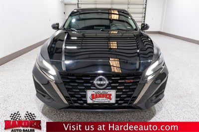 2025 Nissan Altima SR