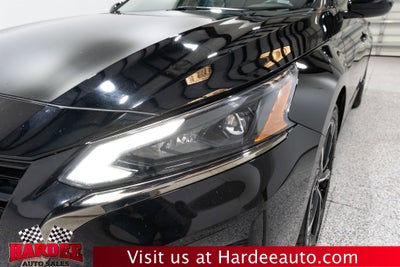 2025 Nissan Altima SR