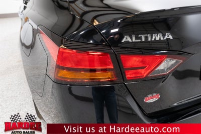 2022 Nissan Altima 2.5 SV