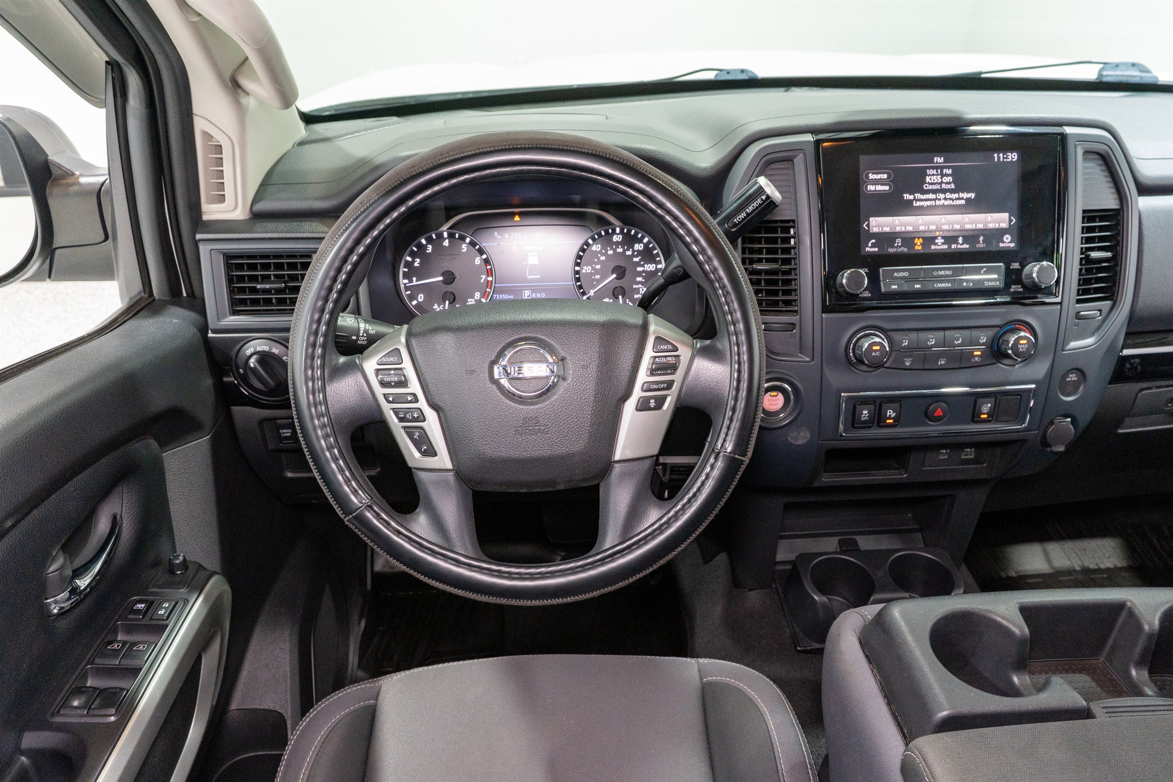 2022 Nissan Titan SV
