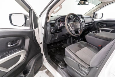 2022 Nissan Titan SV