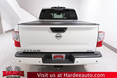 2022 Nissan Titan SV