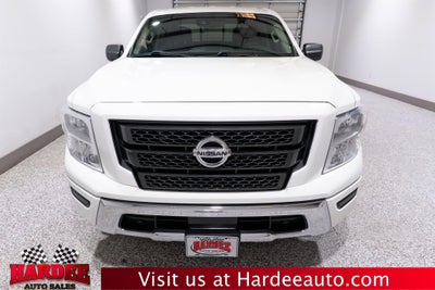 2022 Nissan Titan SV