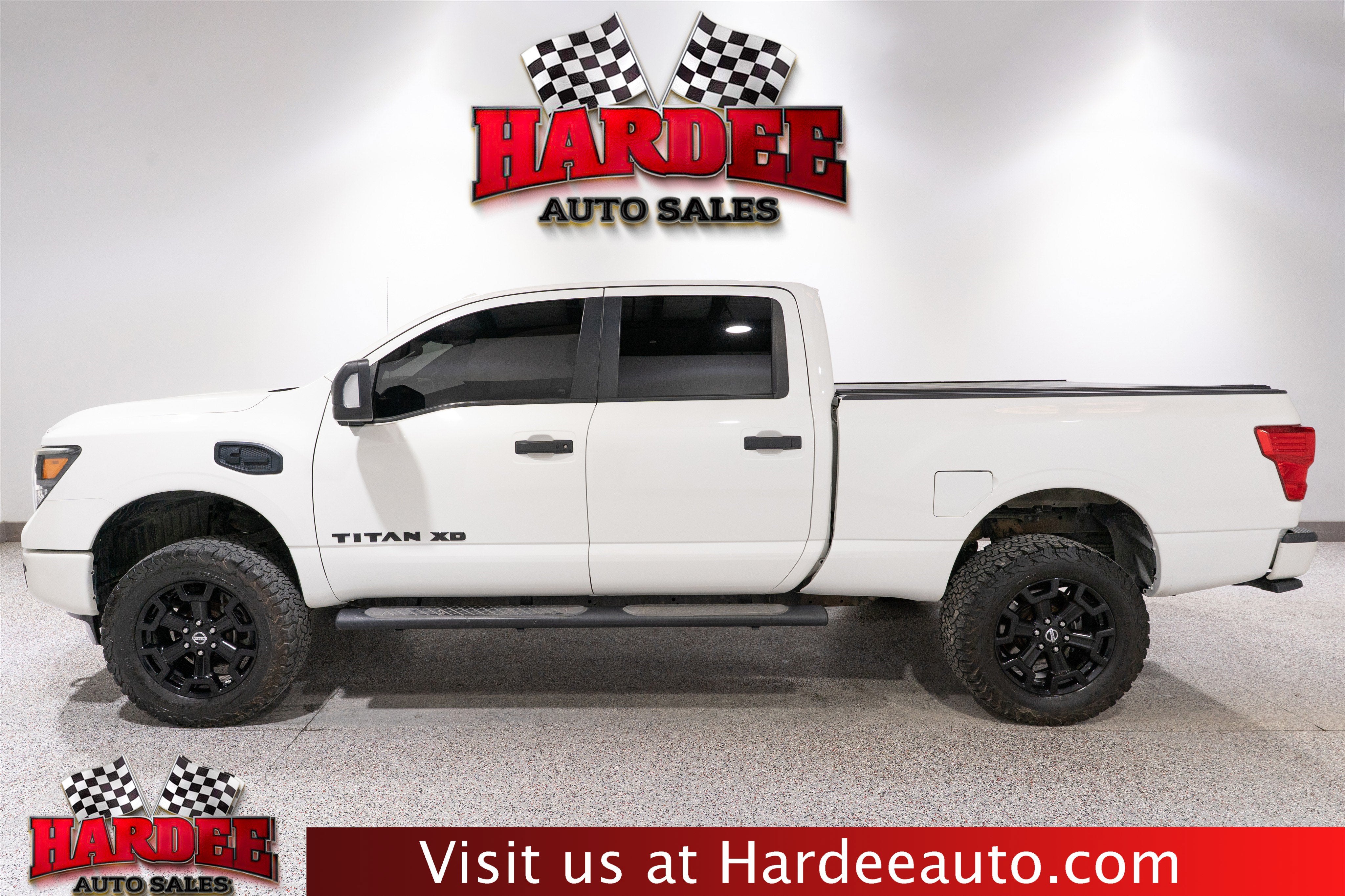 2019 Nissan Titan XD SL
