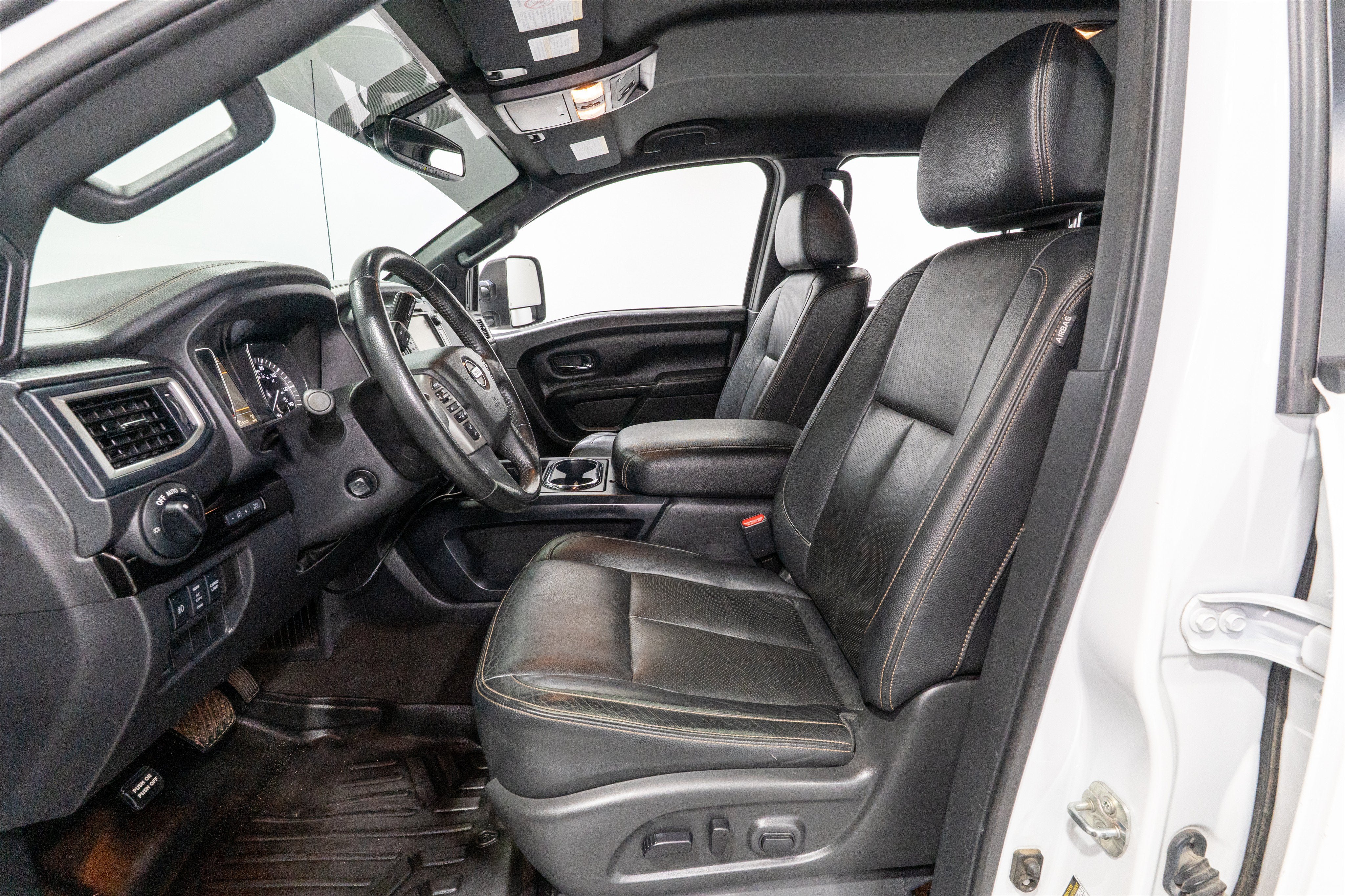 2019 Nissan Titan XD SL