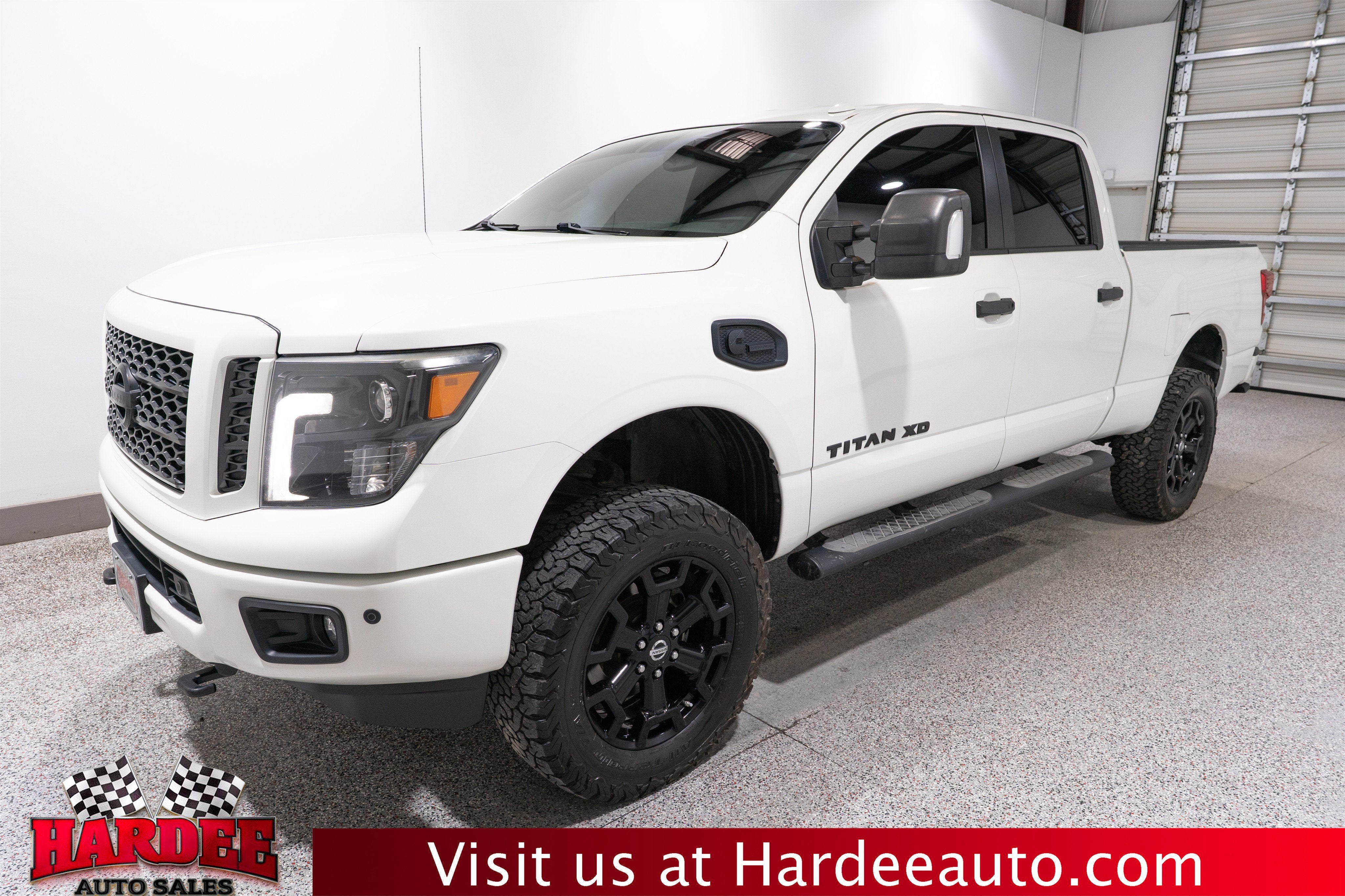 2019 Nissan Titan XD SL