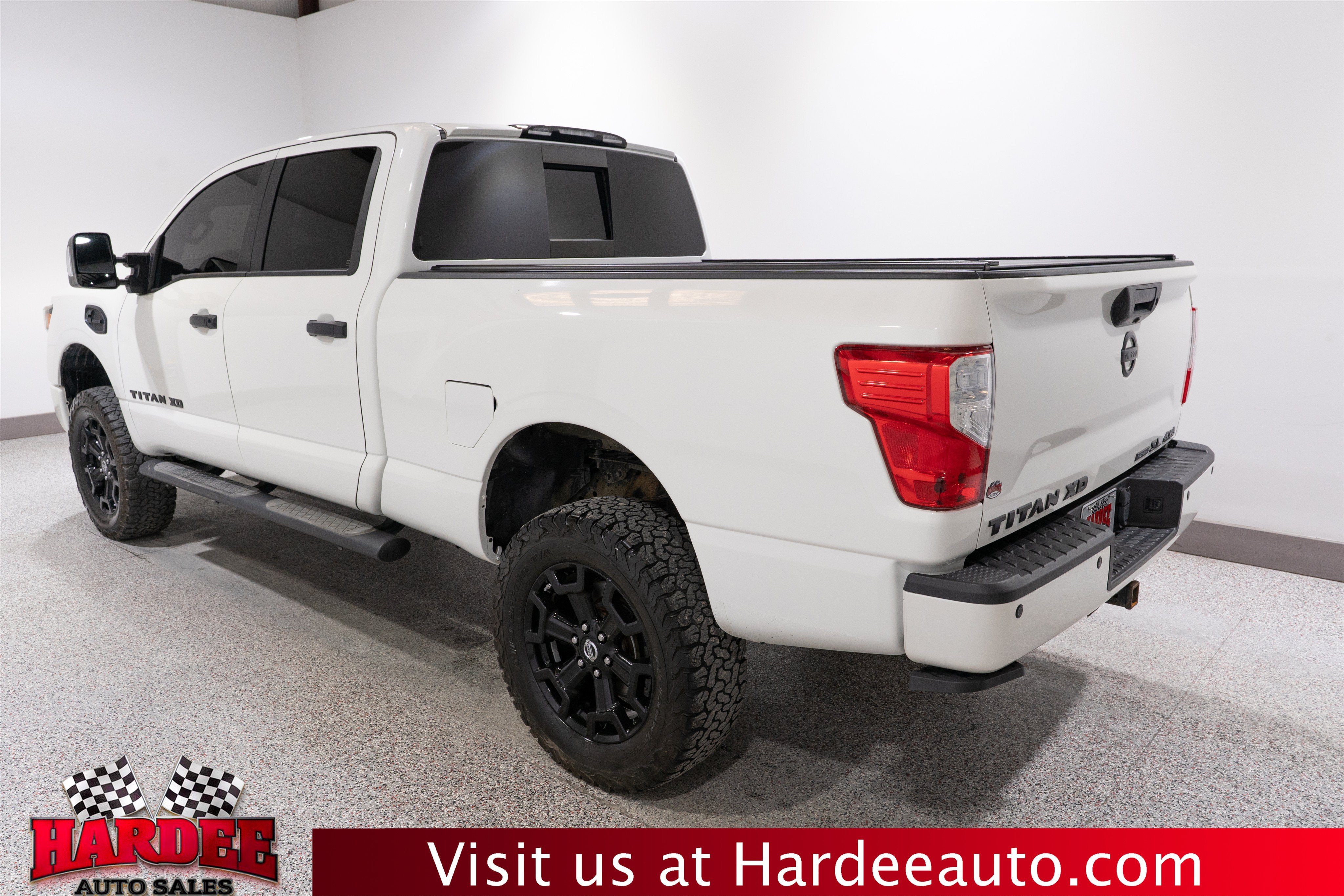 2019 Nissan Titan XD SL