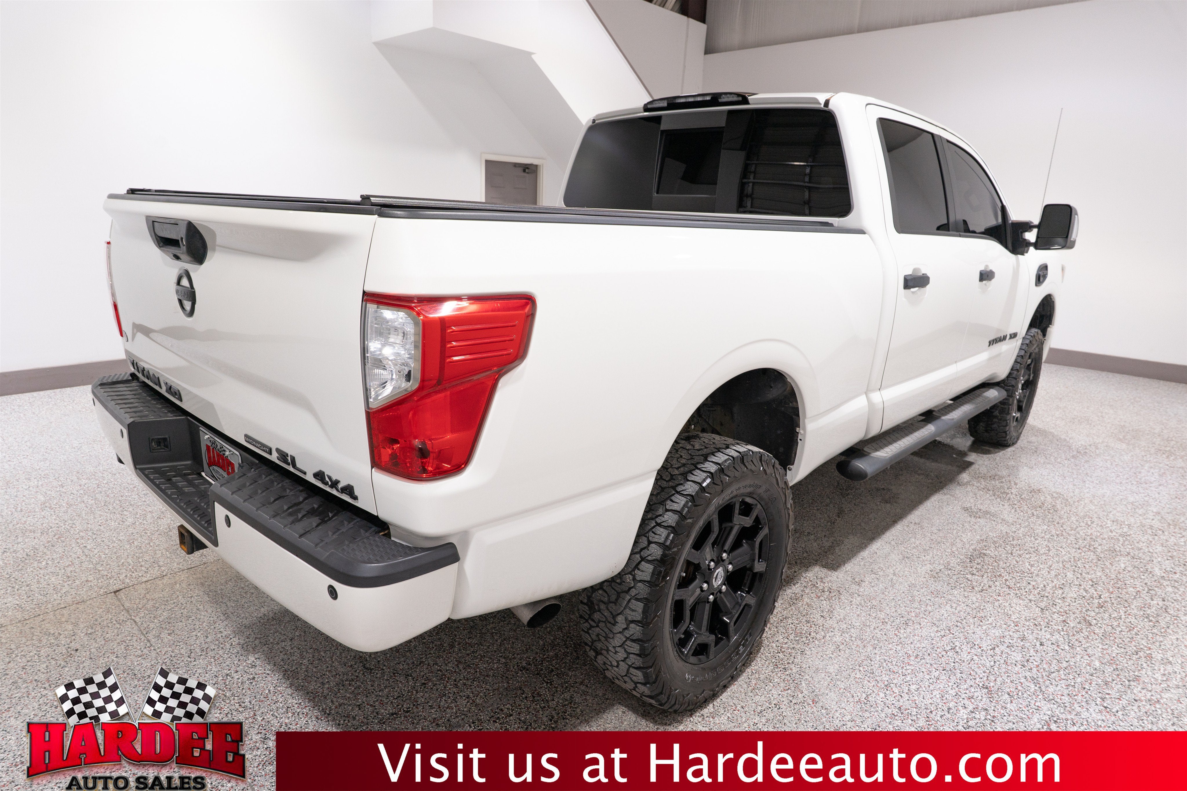 2019 Nissan Titan XD SL