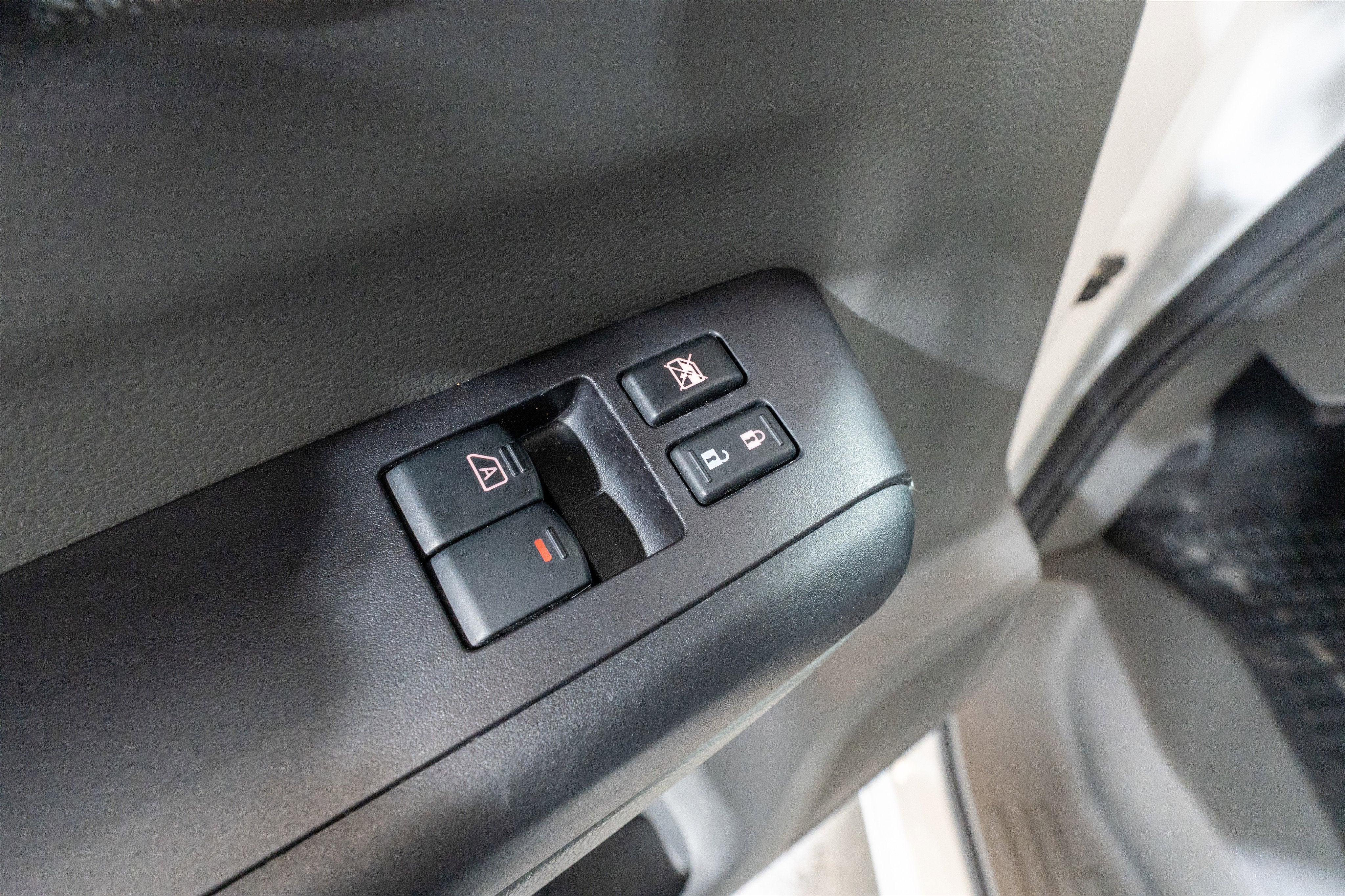 2020 Nissan NV Cargo S