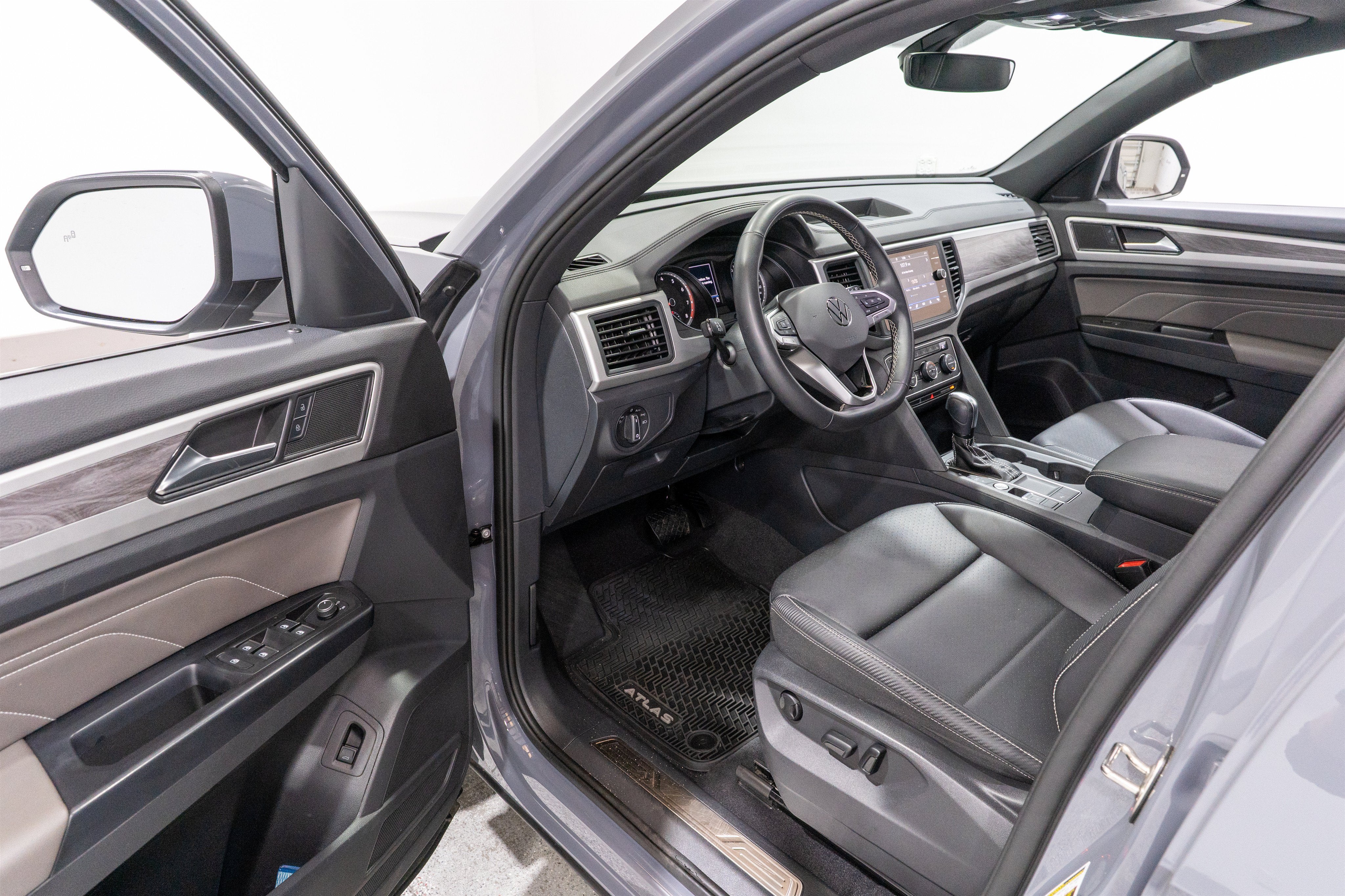 2021 Volkswagen Atlas Cross Sport 2.0T SE w/Technology