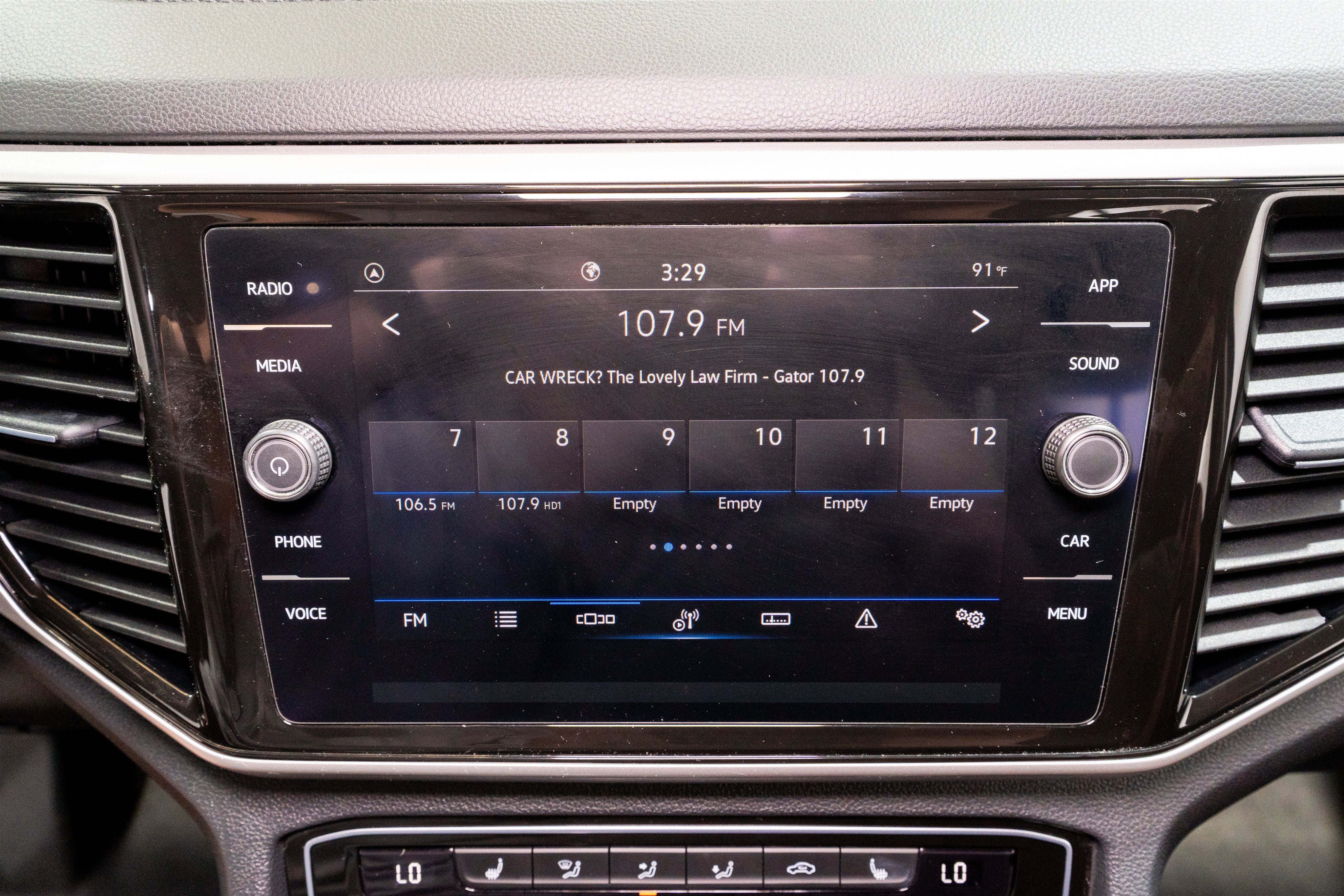 2022 Volkswagen Atlas 3.6L V6 SE w/Technology