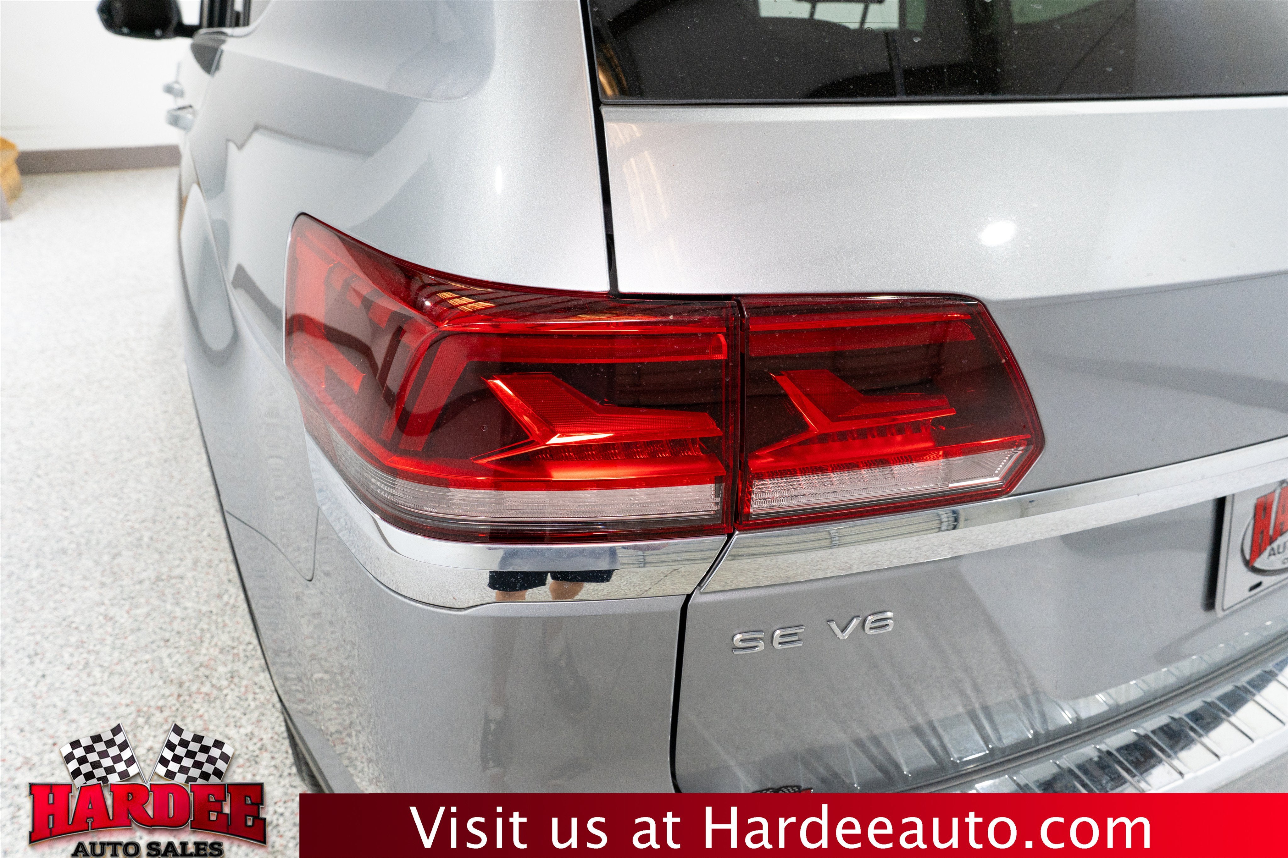 2022 Volkswagen Atlas 3.6L V6 SE w/Technology