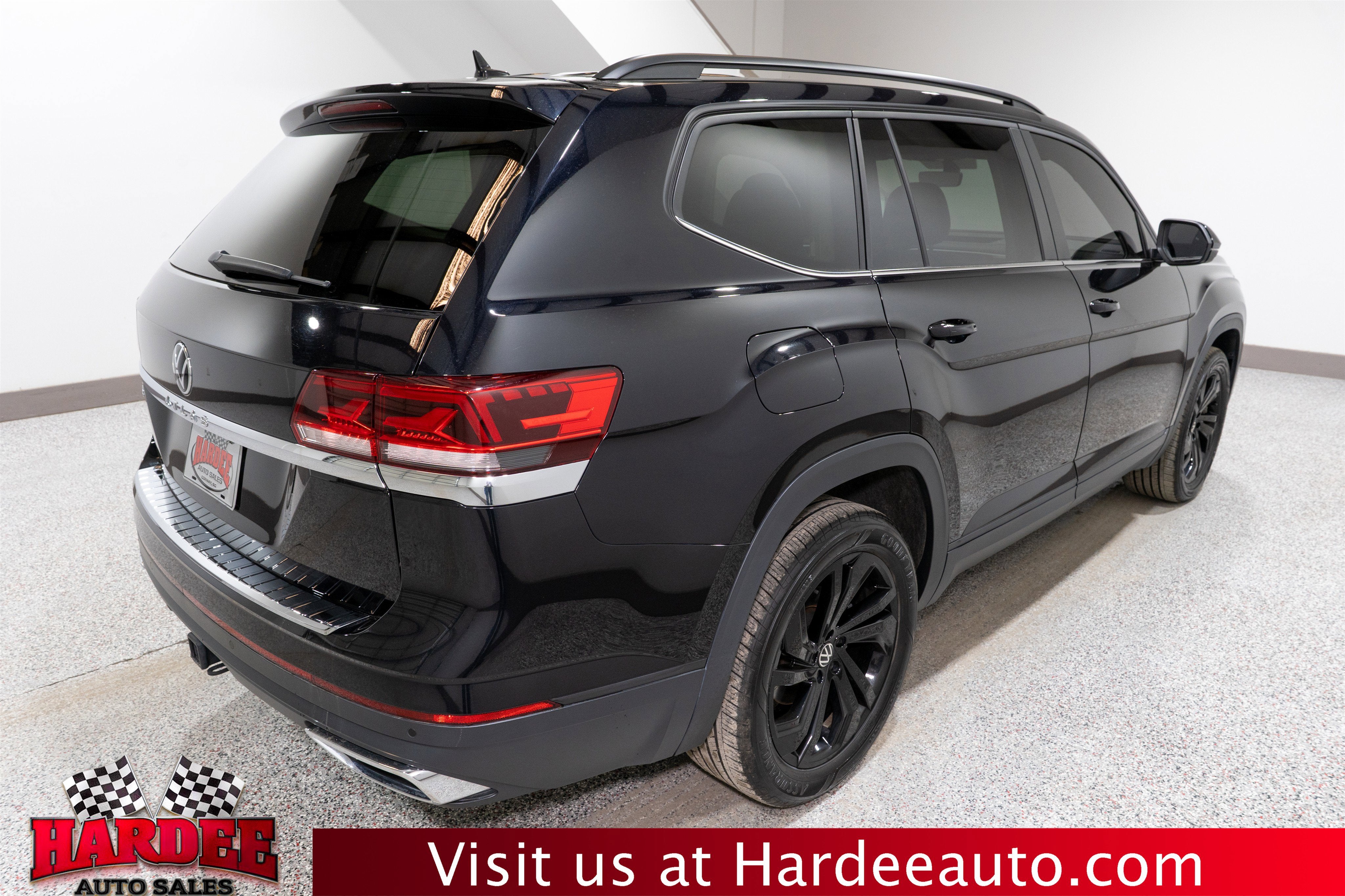 2023 Volkswagen Atlas 3.6L V6 SE w/Technology