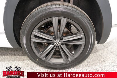 2022 Volkswagen Atlas Cross Sport 2.0T SEL R-Line