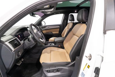 2022 Volkswagen Atlas Cross Sport 2.0T SEL R-Line