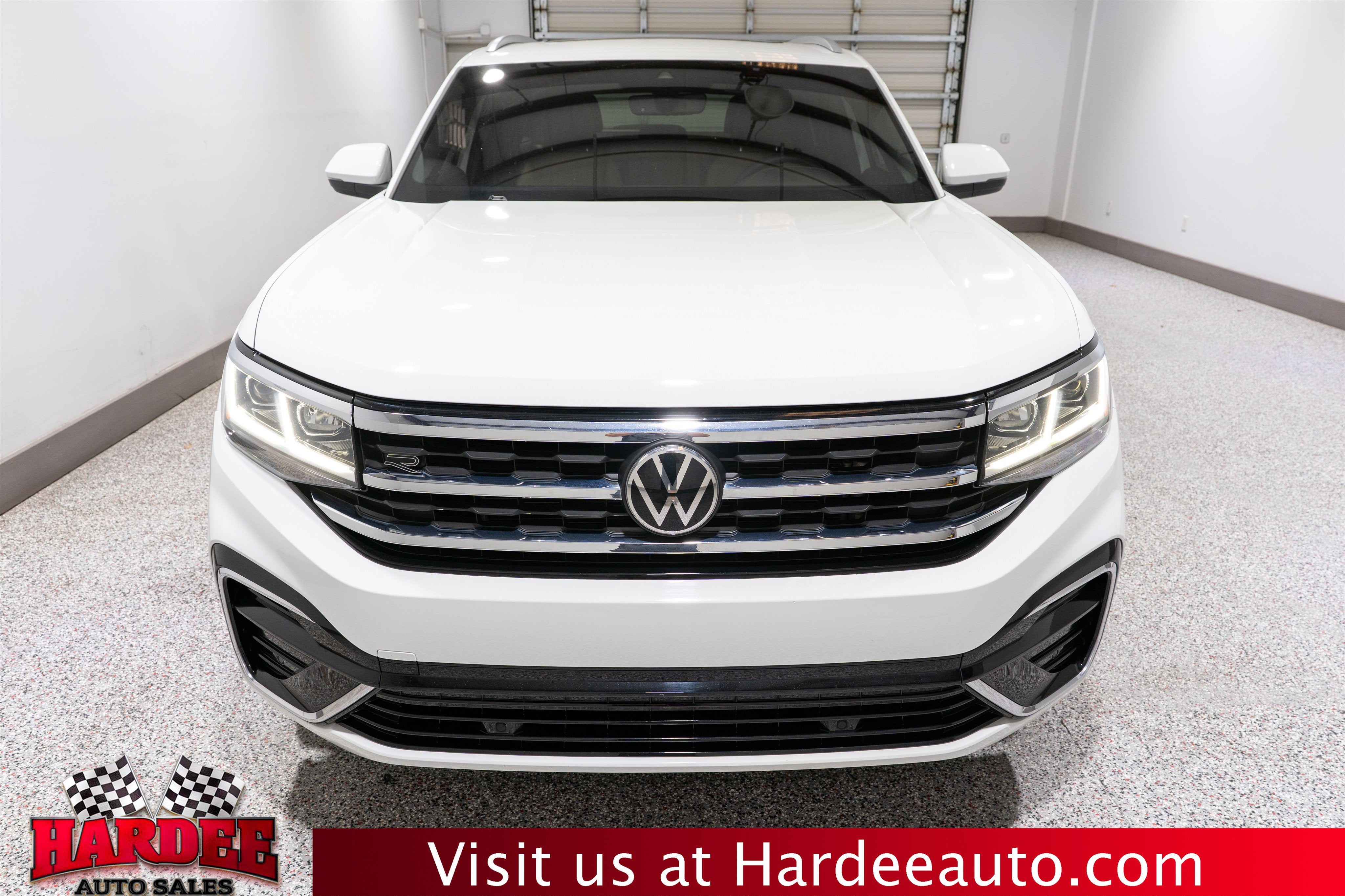 2022 Volkswagen Atlas Cross Sport 2.0T SEL R-Line