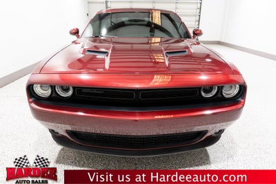 2022 Dodge Challenger SXT