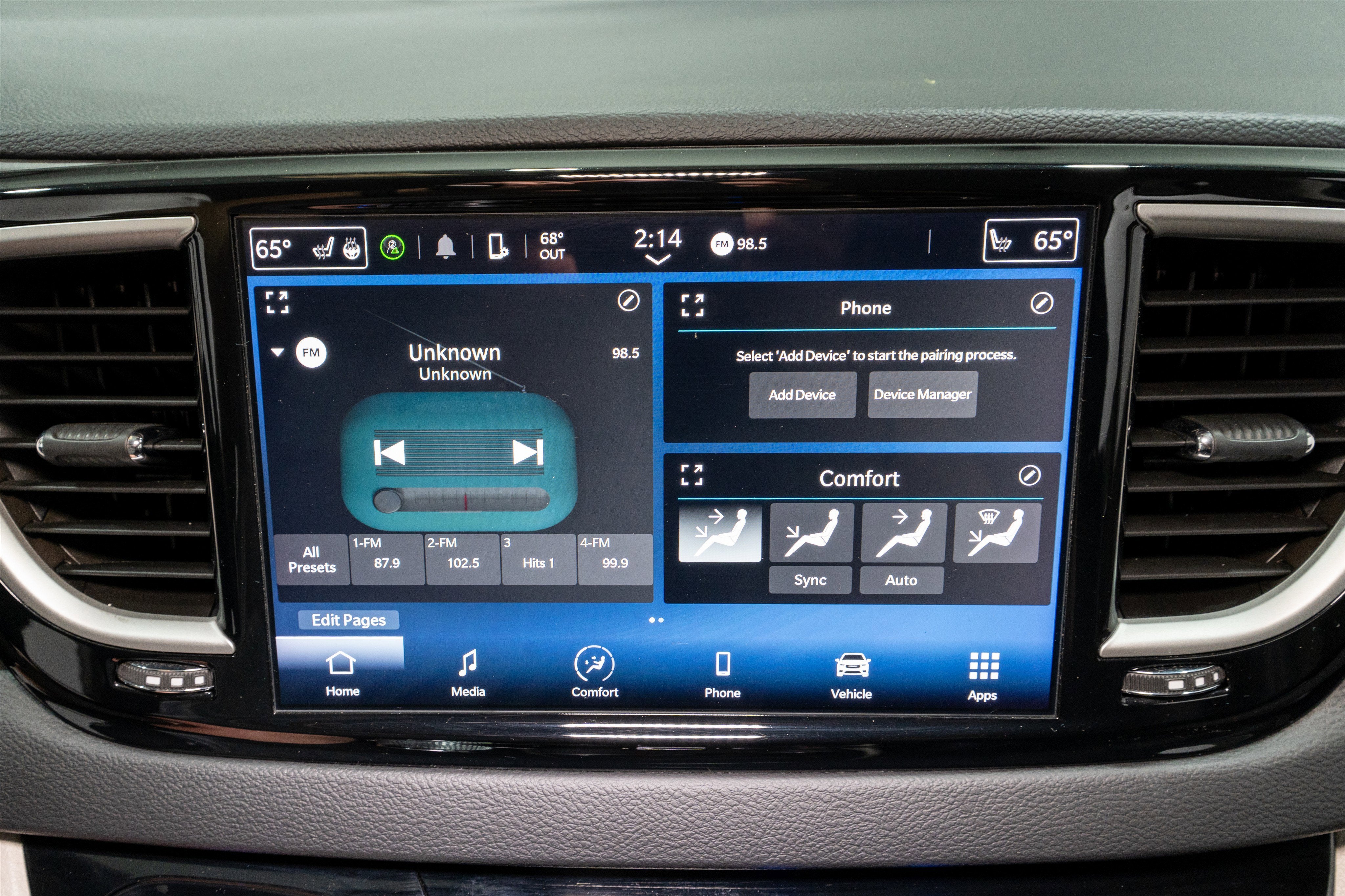 2024 Chrysler Pacifica Touring L