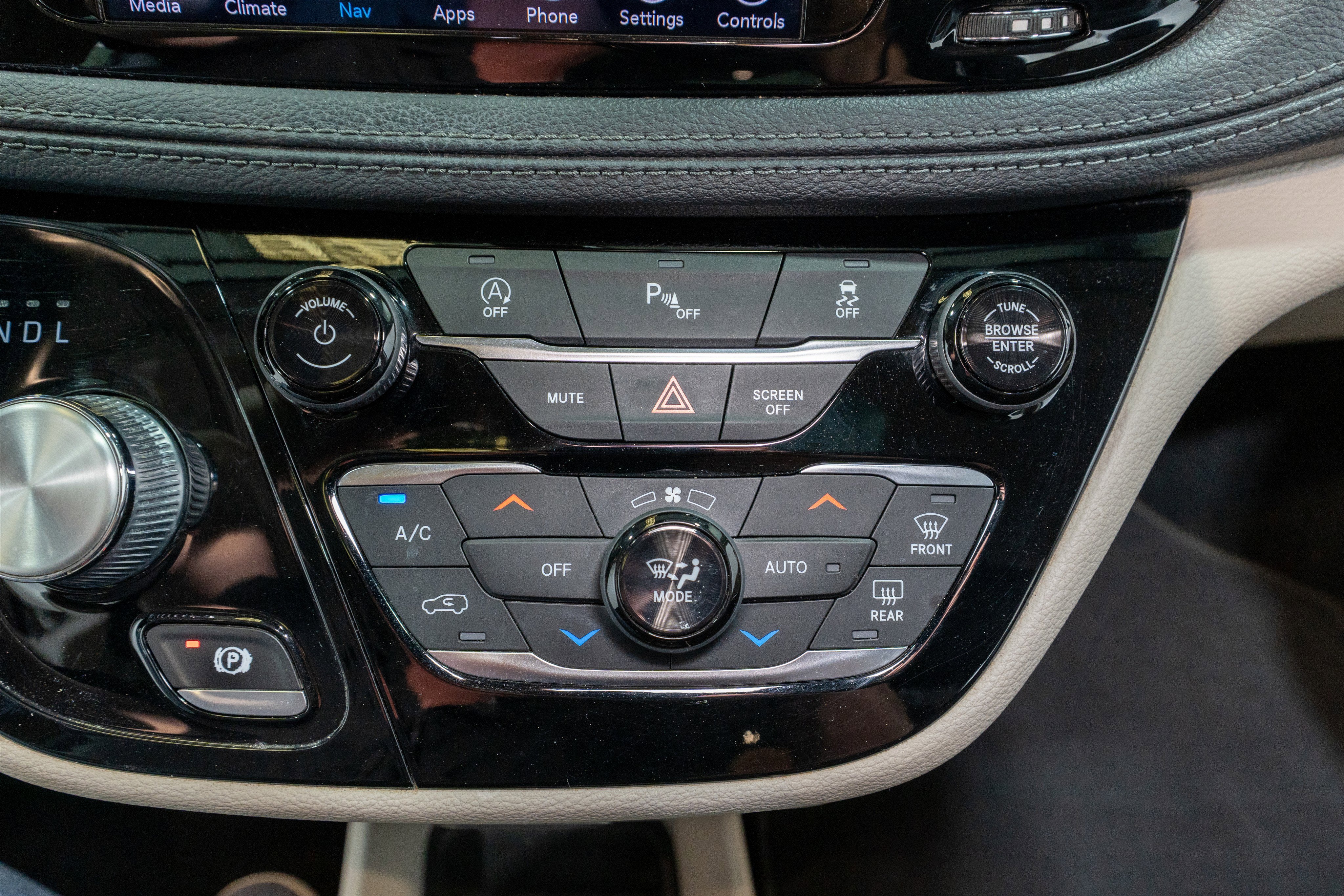 2020 Chrysler Pacifica Limited