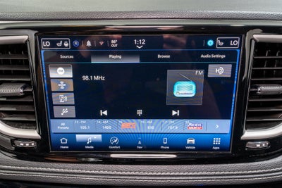 2024 Chrysler Pacifica Hybrid S Appearance Pkg