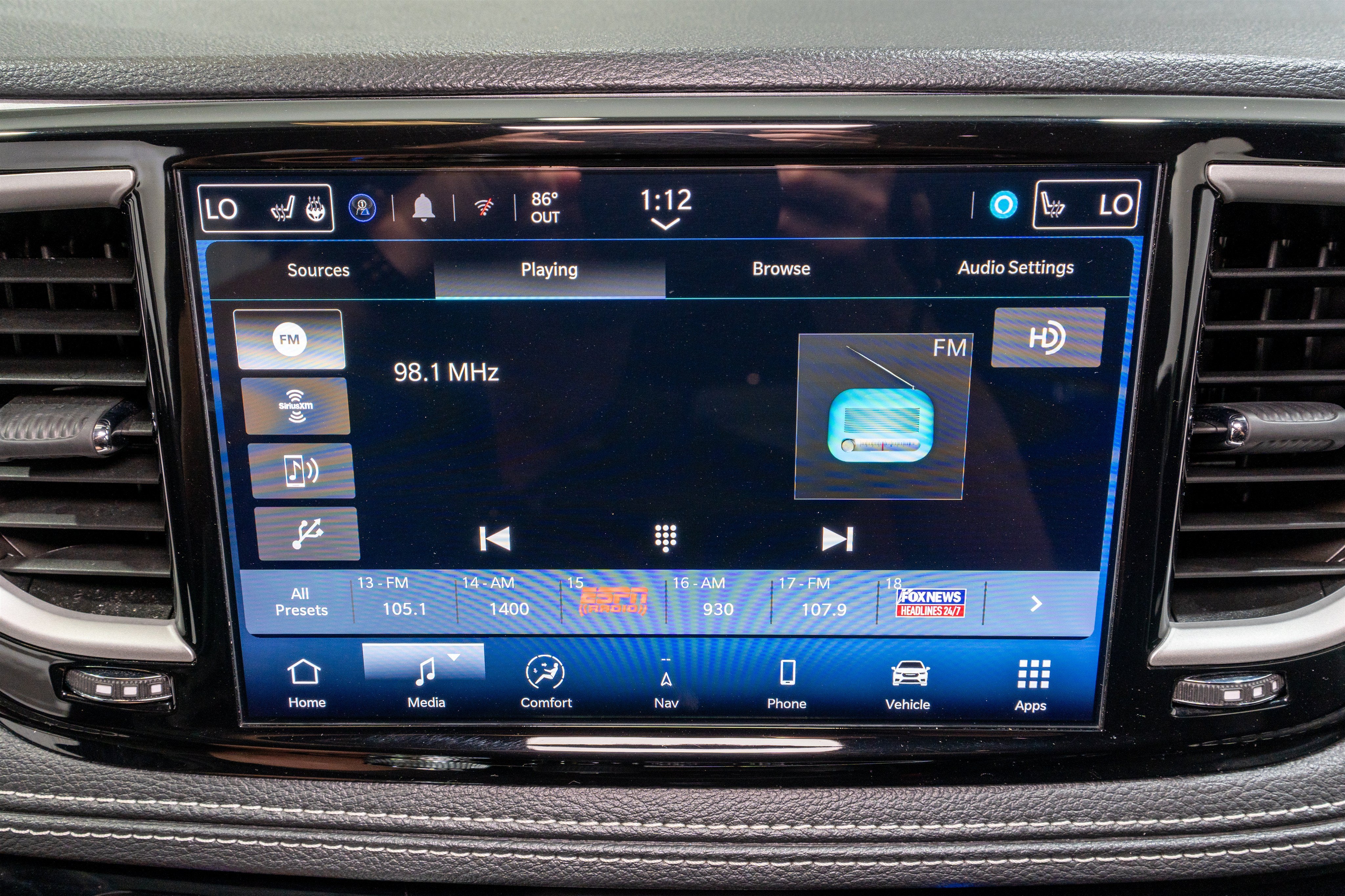 2024 Chrysler Pacifica Hybrid S Appearance Pkg