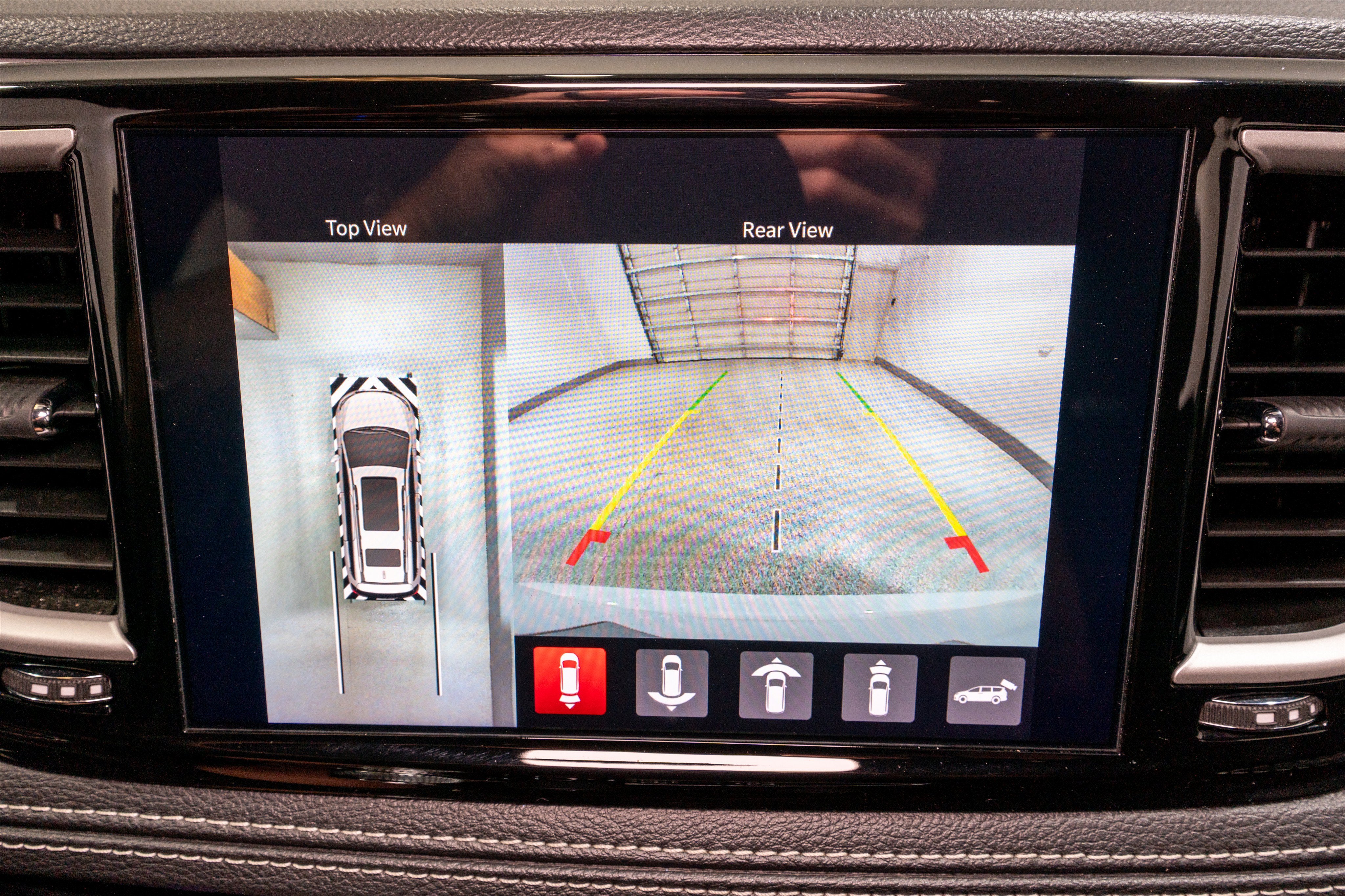 2024 Chrysler Pacifica Hybrid S Appearance Pkg