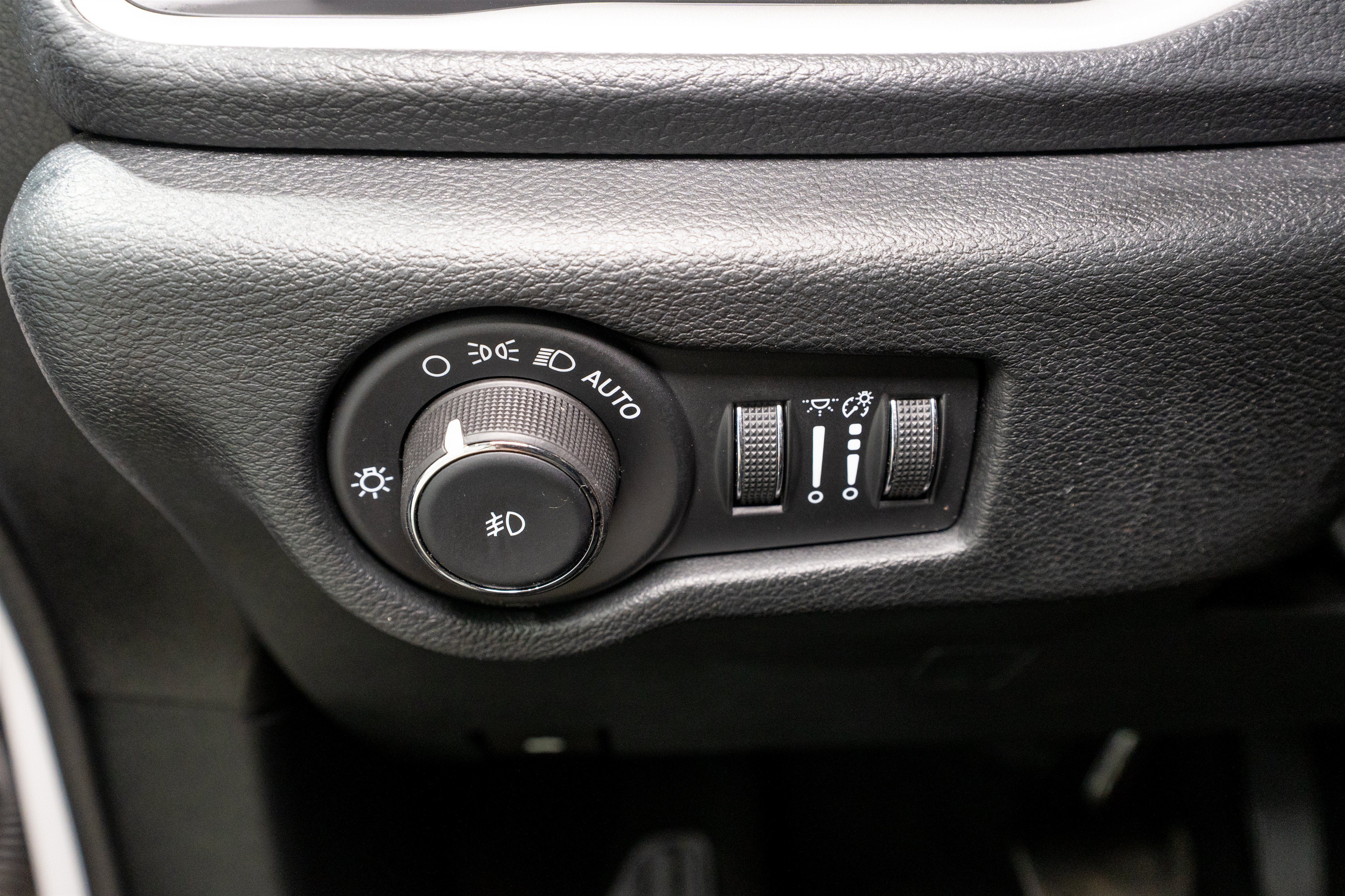 2024 Chrysler Pacifica Hybrid S Appearance Pkg