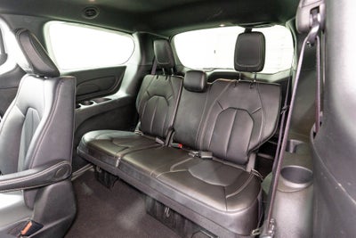2024 Chrysler Pacifica Hybrid S Appearance Pkg