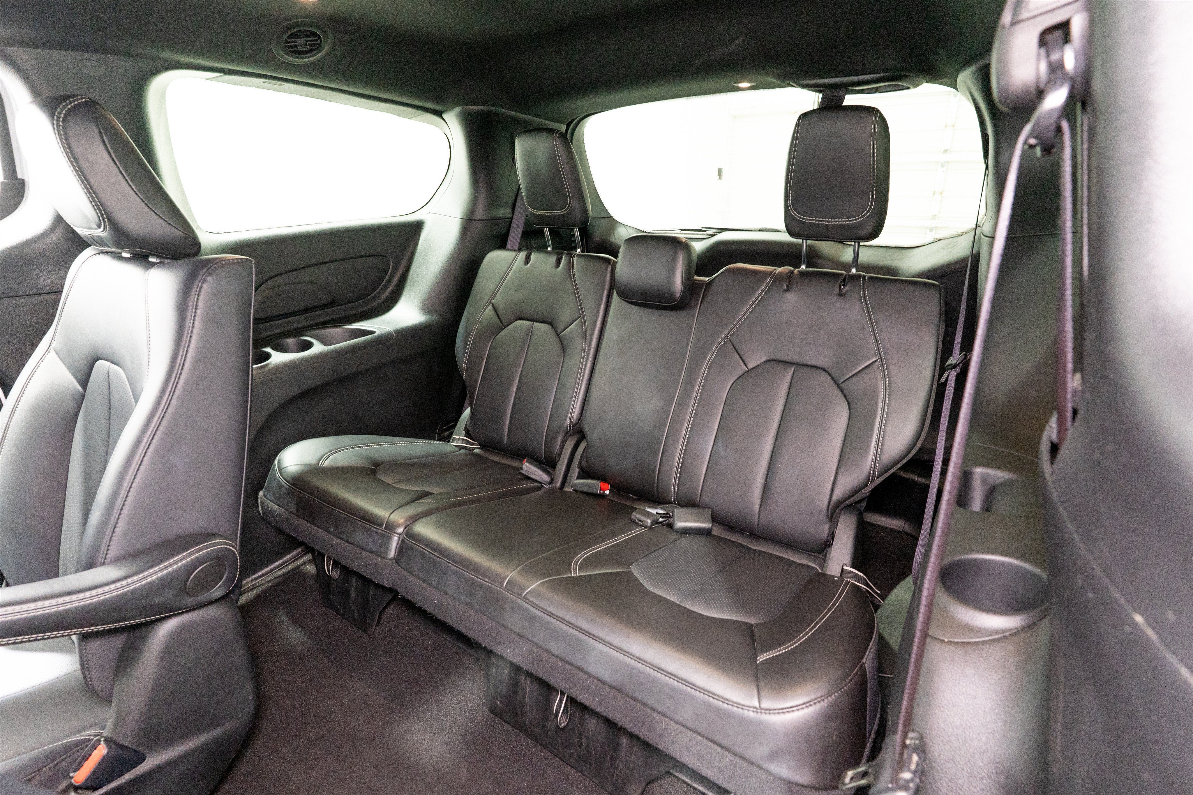 2024 Chrysler Pacifica Hybrid S Appearance Pkg