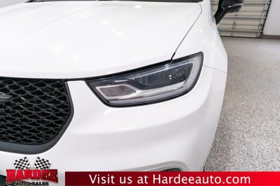 2024 Chrysler Pacifica Hybrid S Appearance Pkg