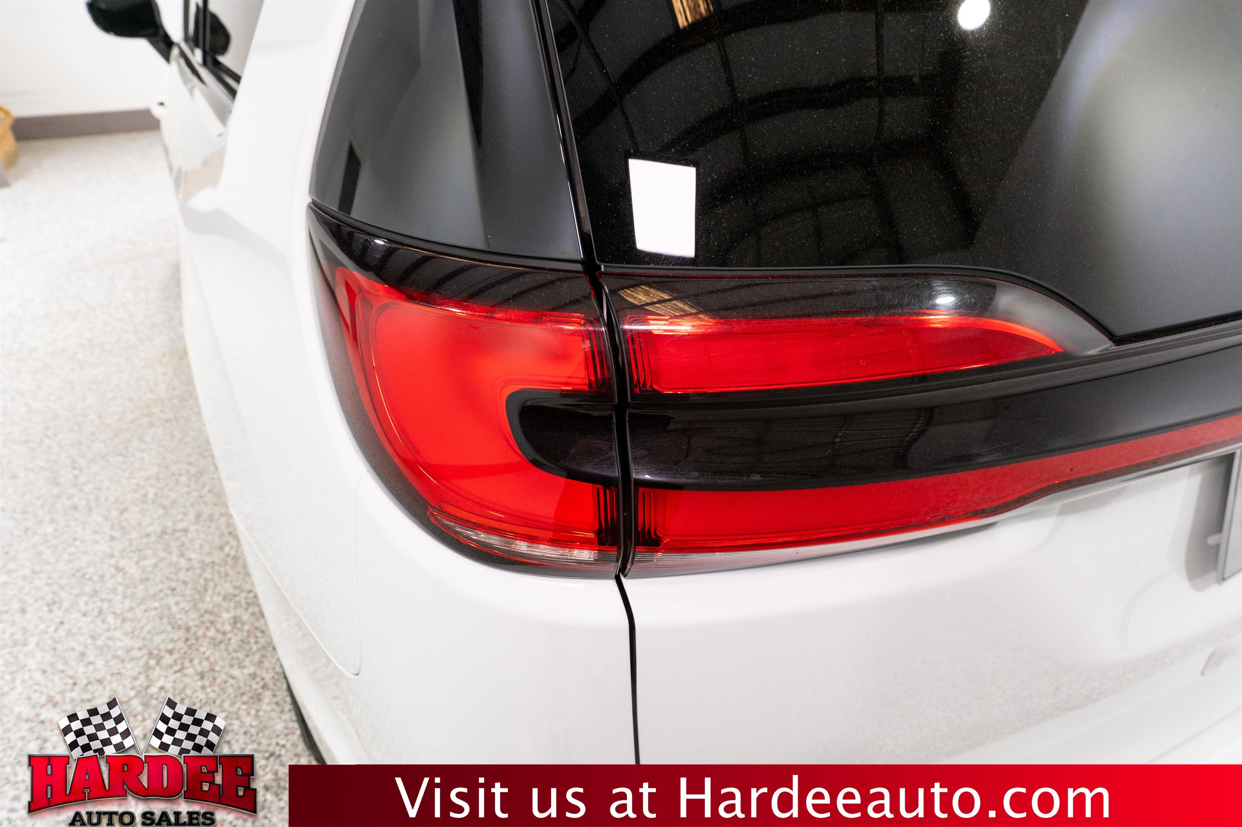 2024 Chrysler Pacifica Hybrid S Appearance Pkg