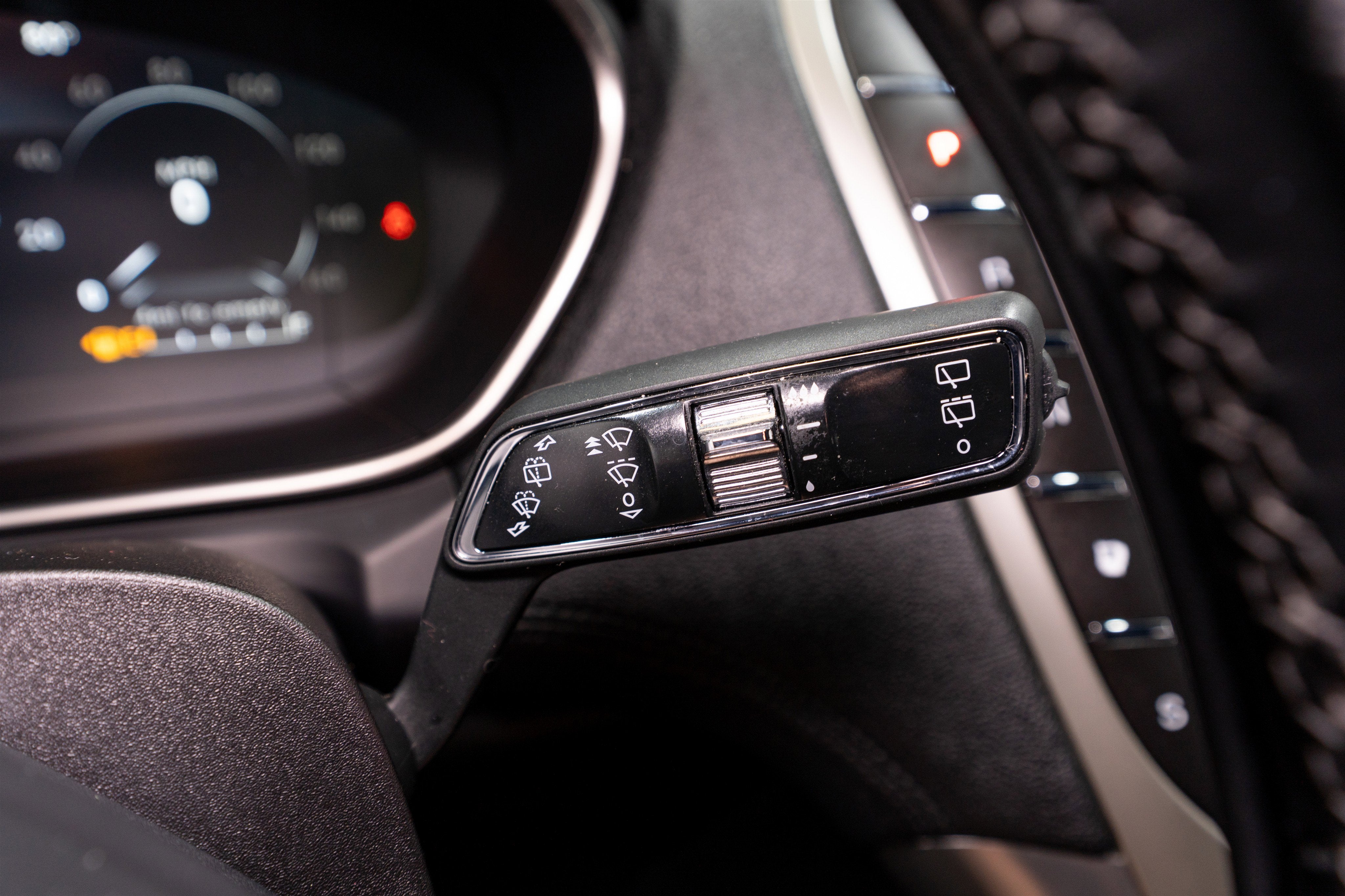 2019 Lincoln Nautilus Select