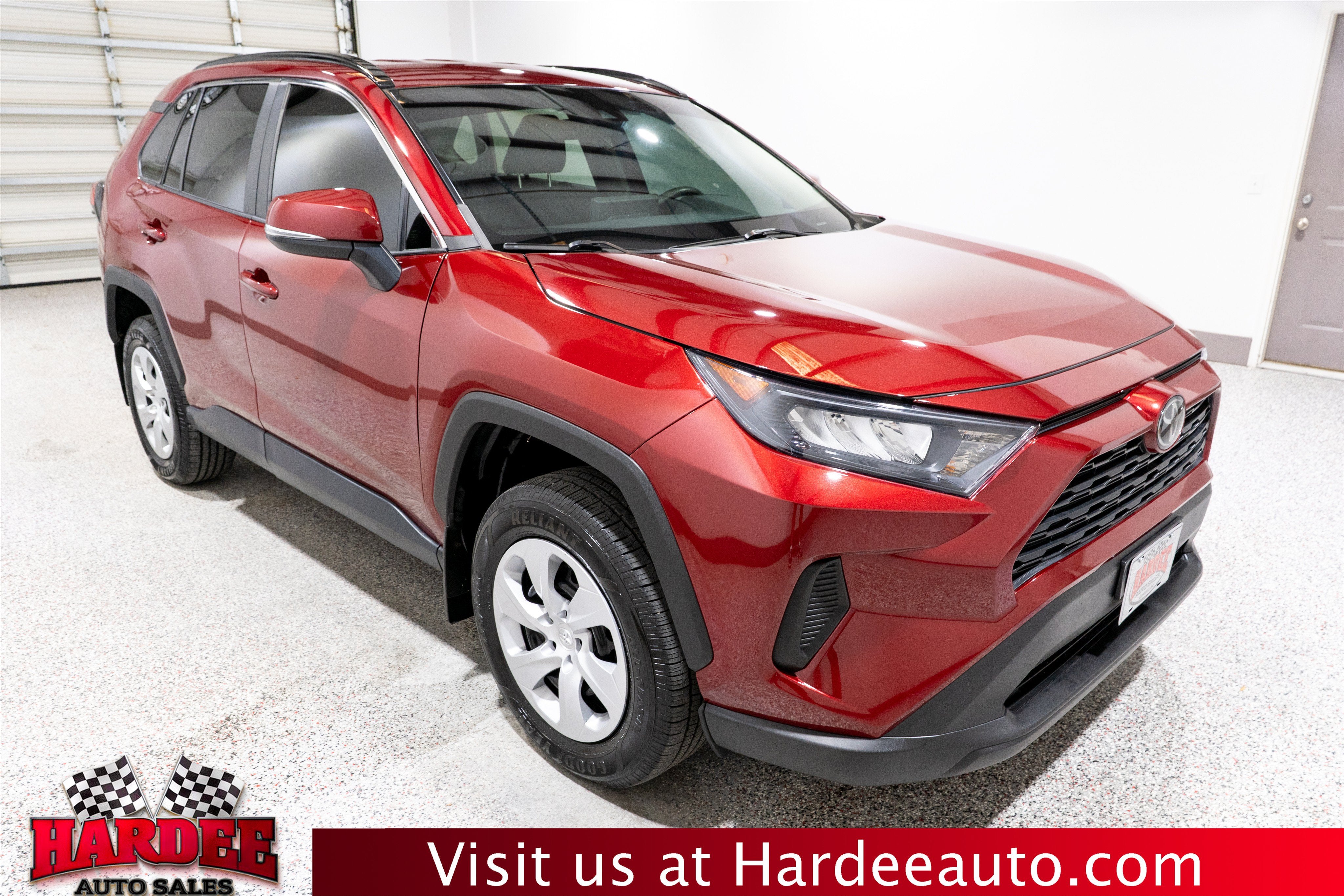 2019 Toyota RAV4 LE