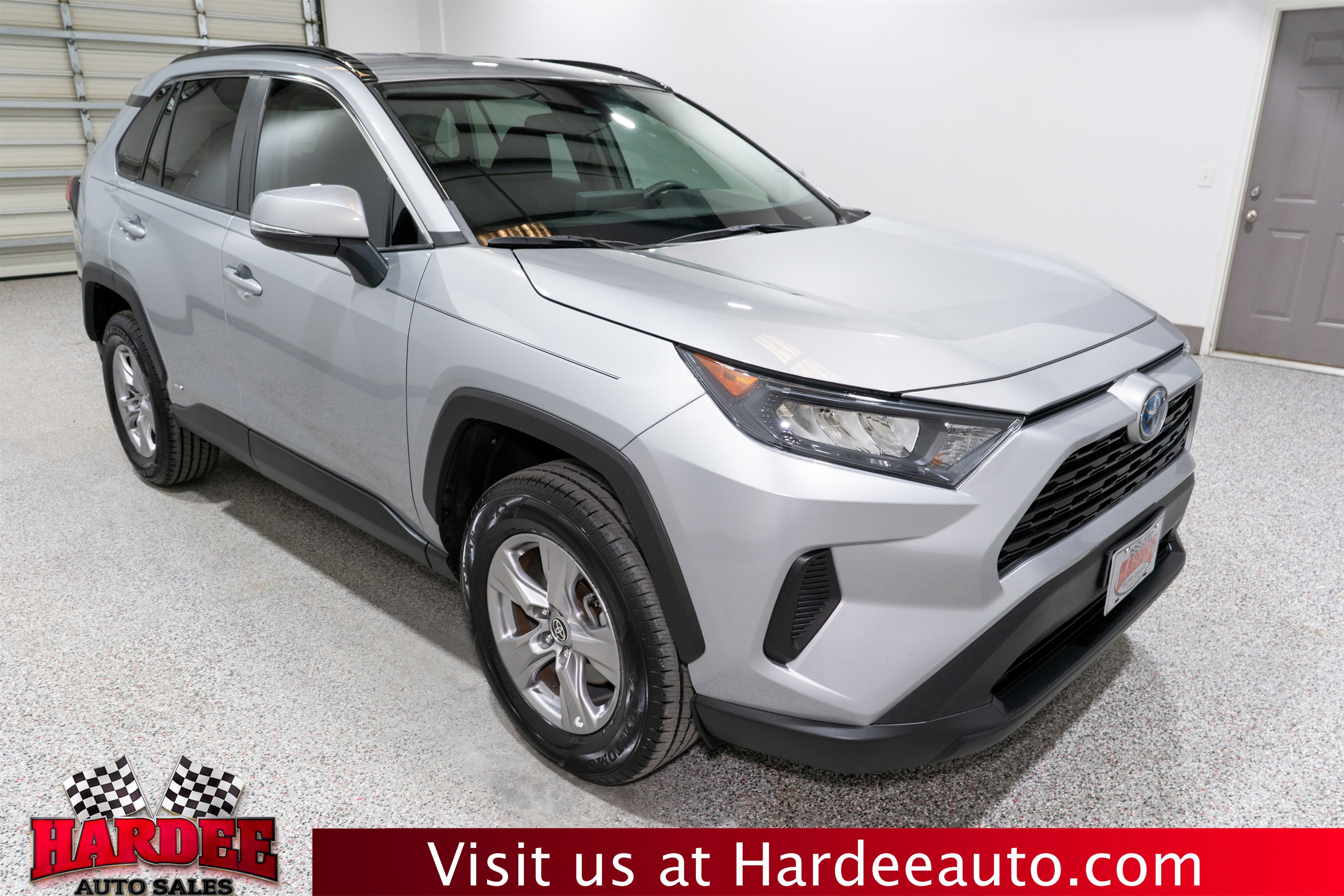 2022 Toyota RAV4 Hybrid LE