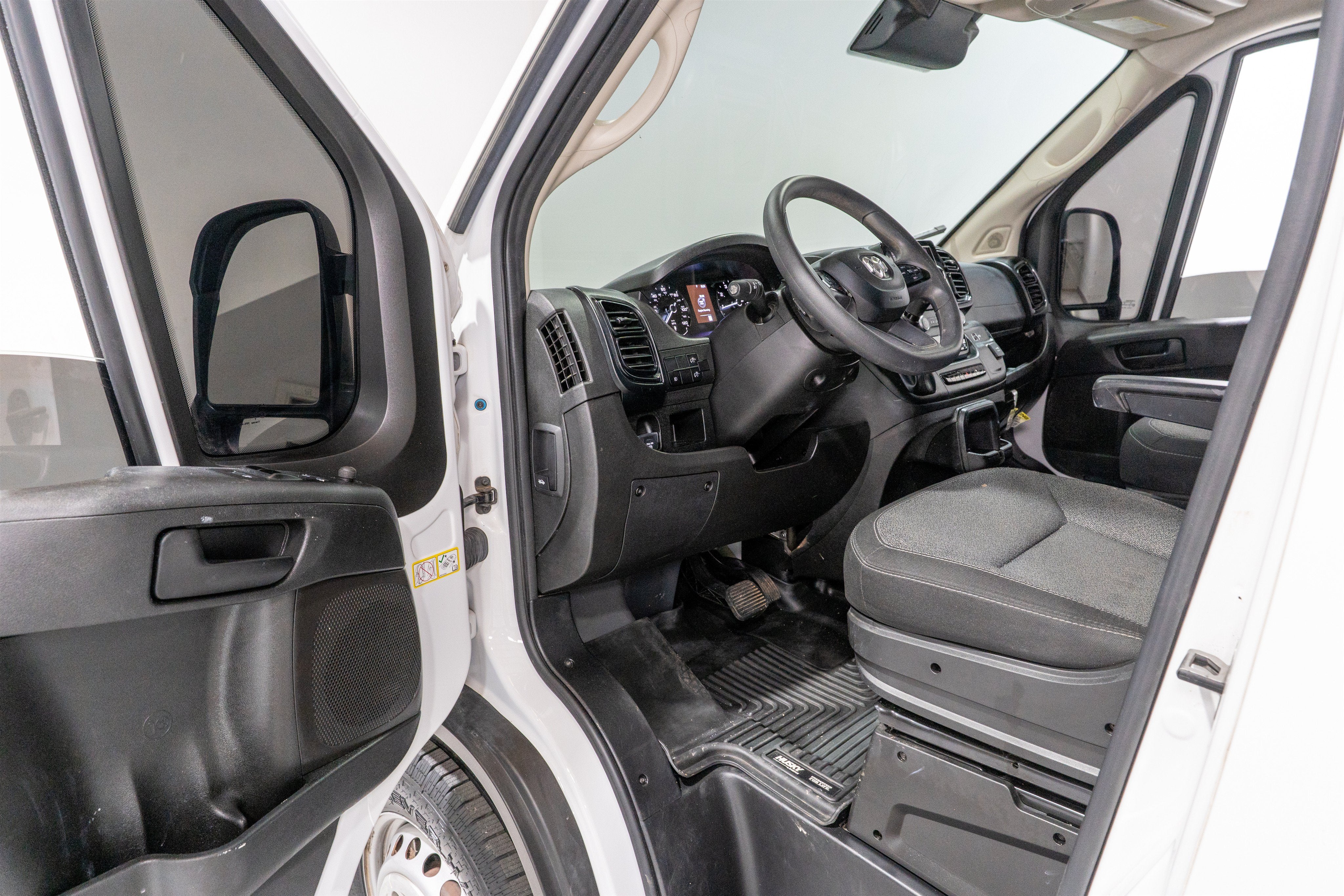 2024 RAM ProMaster Cargo Van Tradesman