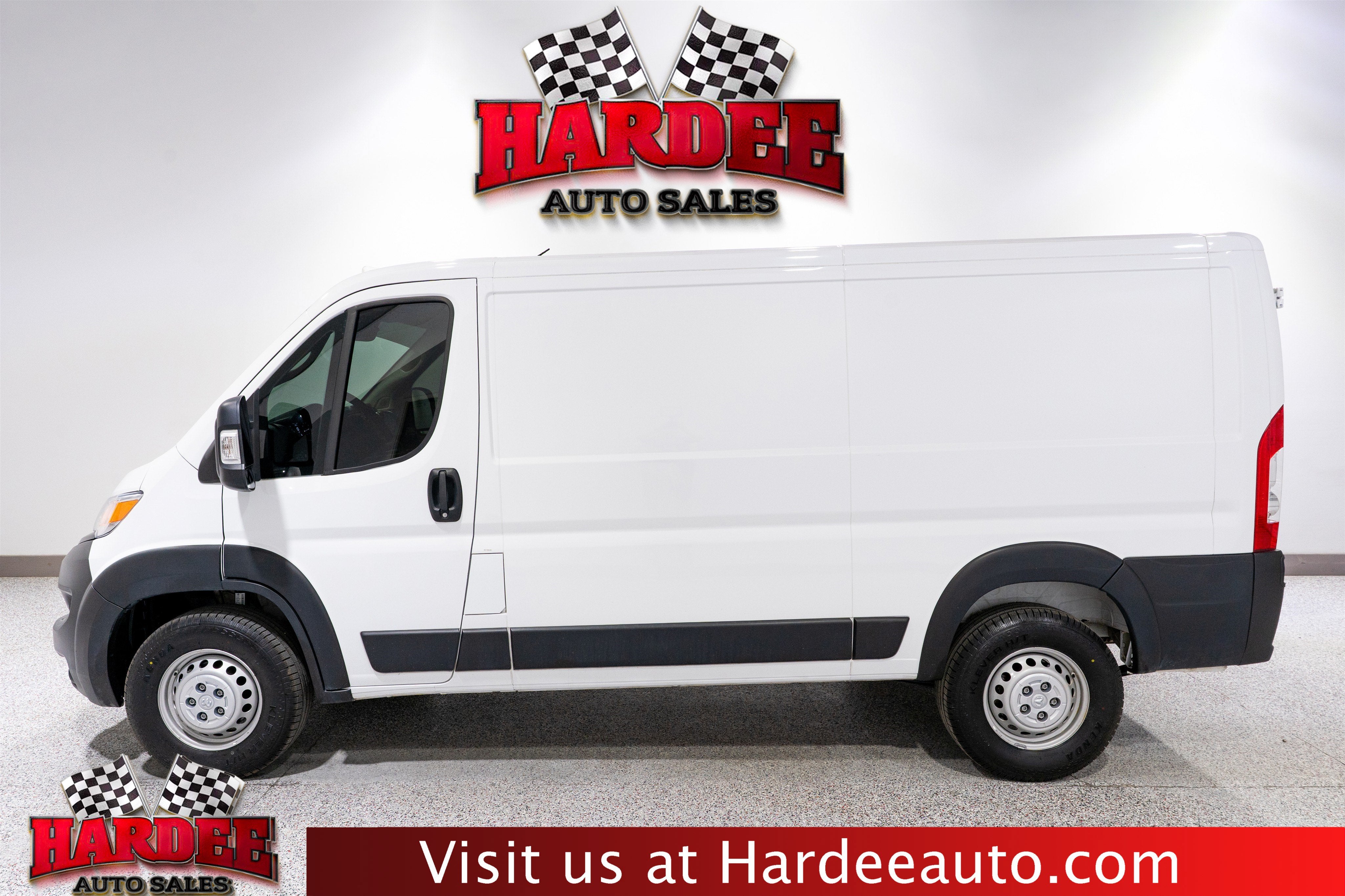 2025 RAM ProMaster Cargo Van Tradesman