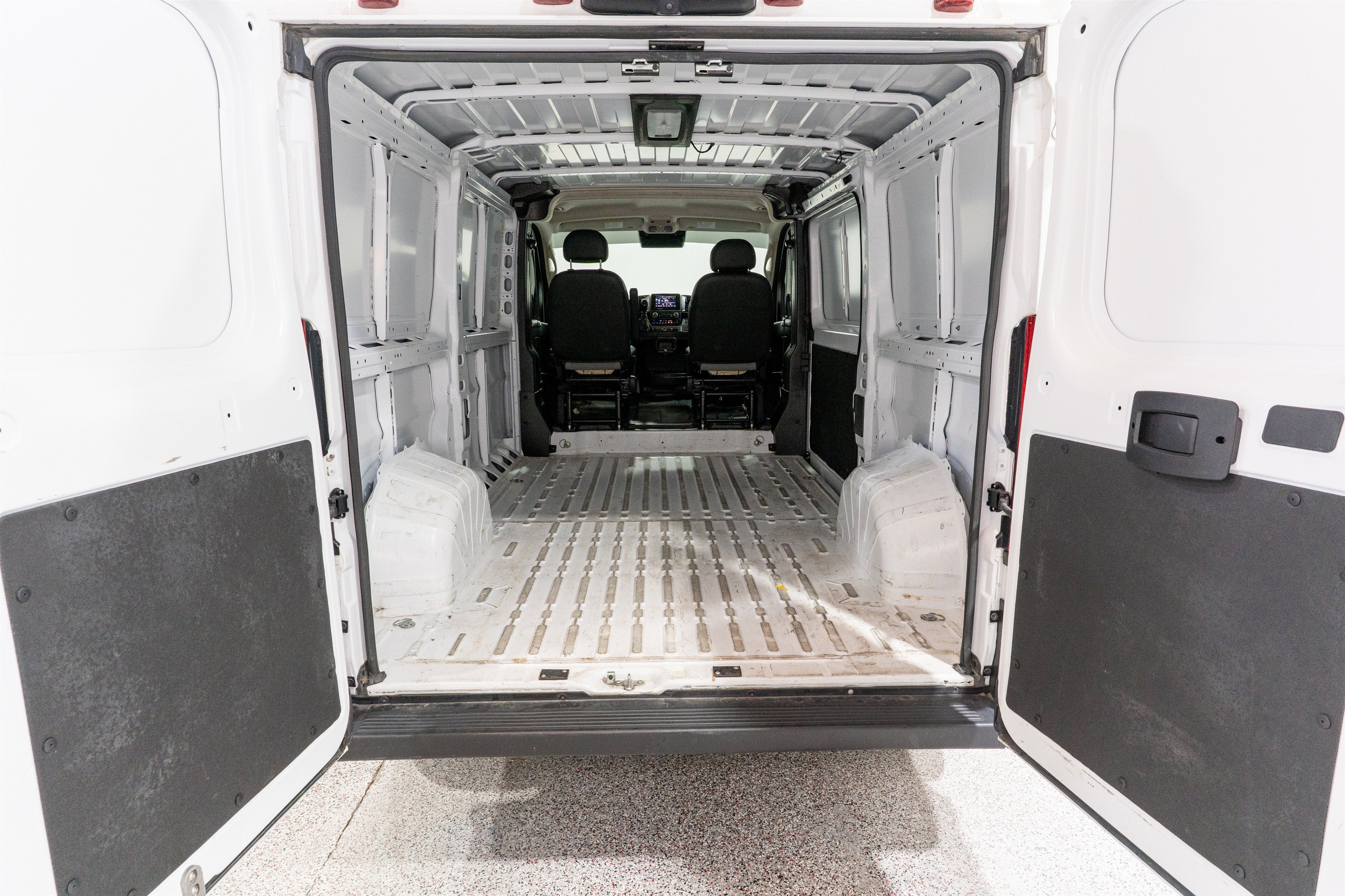 2025 RAM ProMaster Cargo Van Tradesman