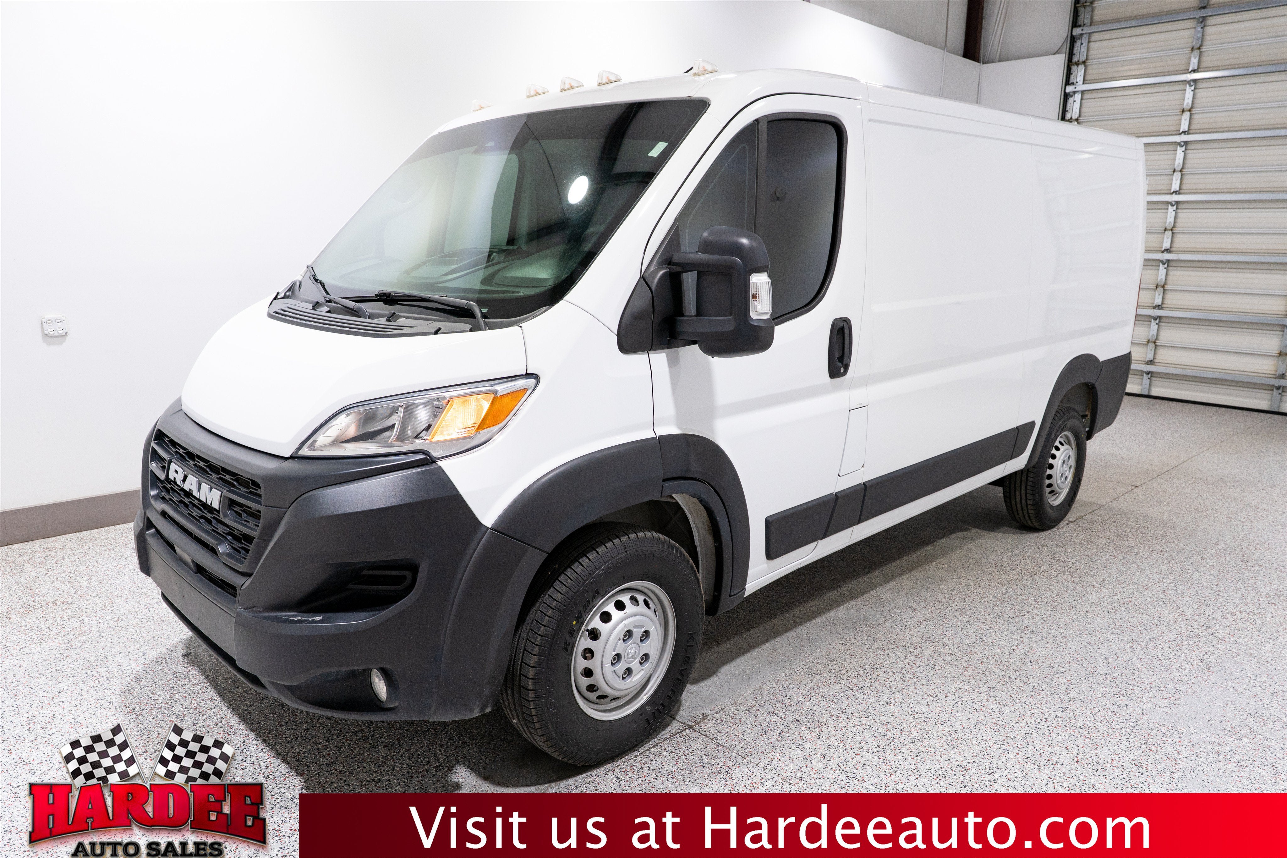 2025 RAM ProMaster Cargo Van Tradesman