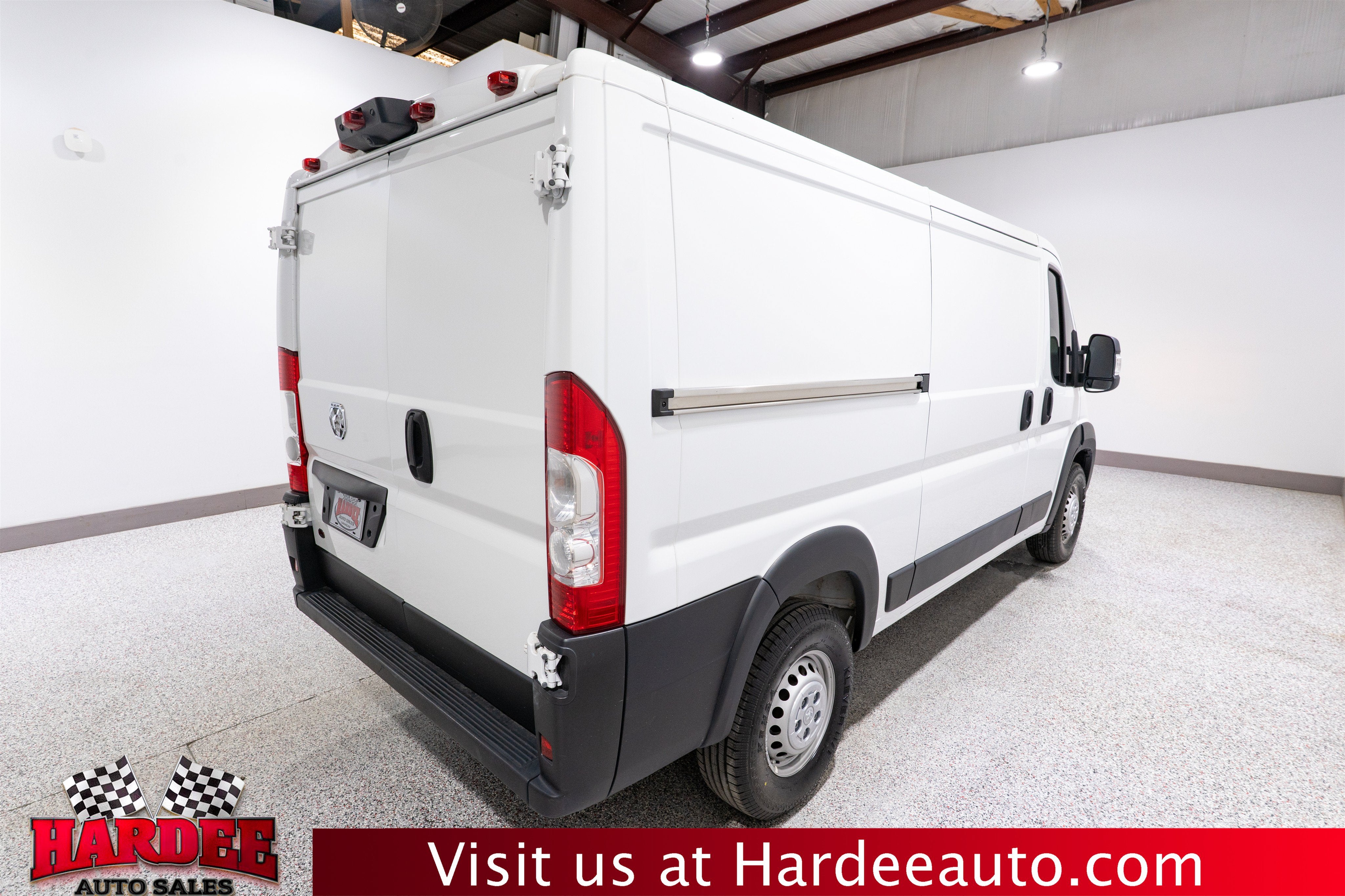 2025 RAM ProMaster Cargo Van Tradesman