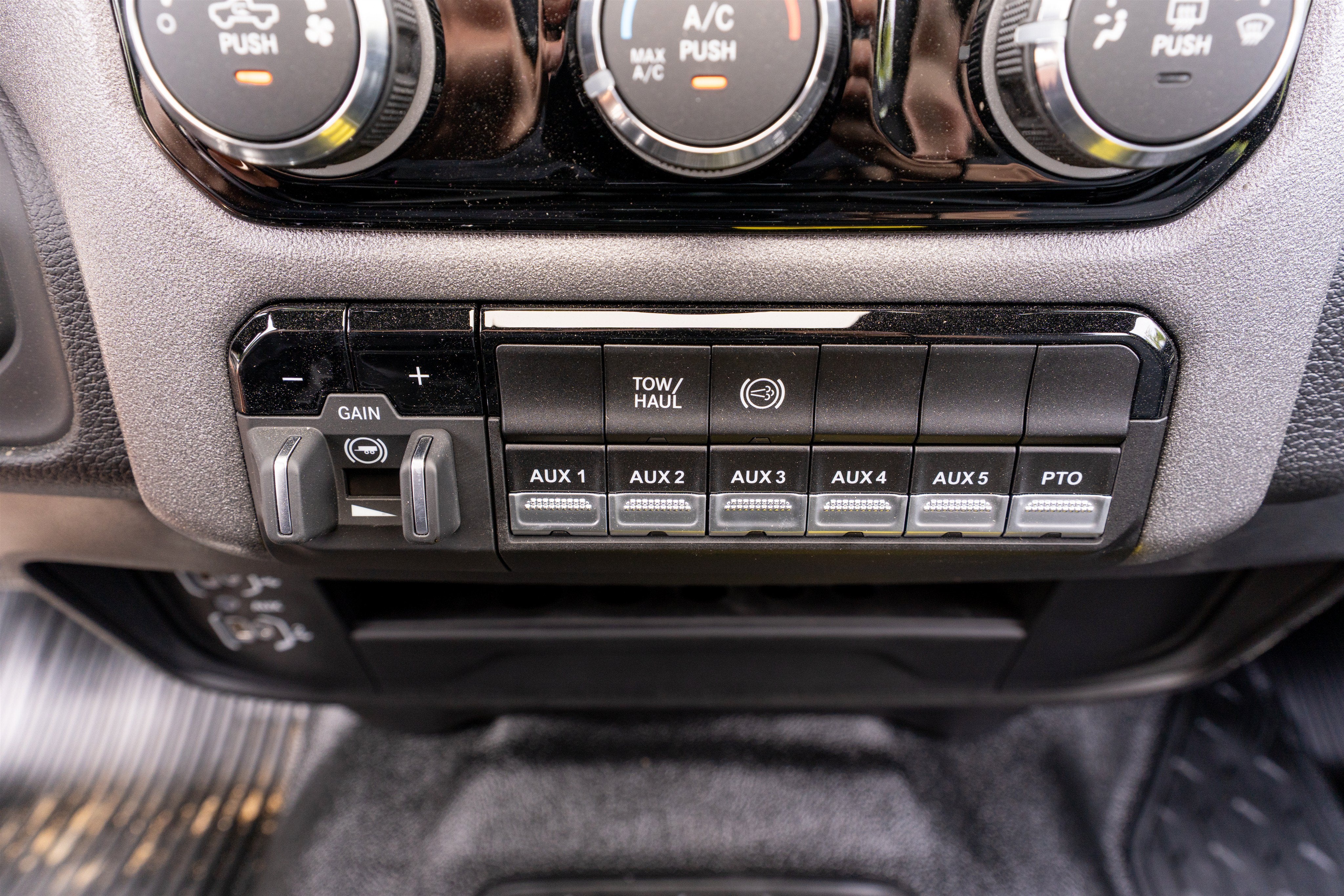 2025 RAM 5500 Chassis Cab Tradesman