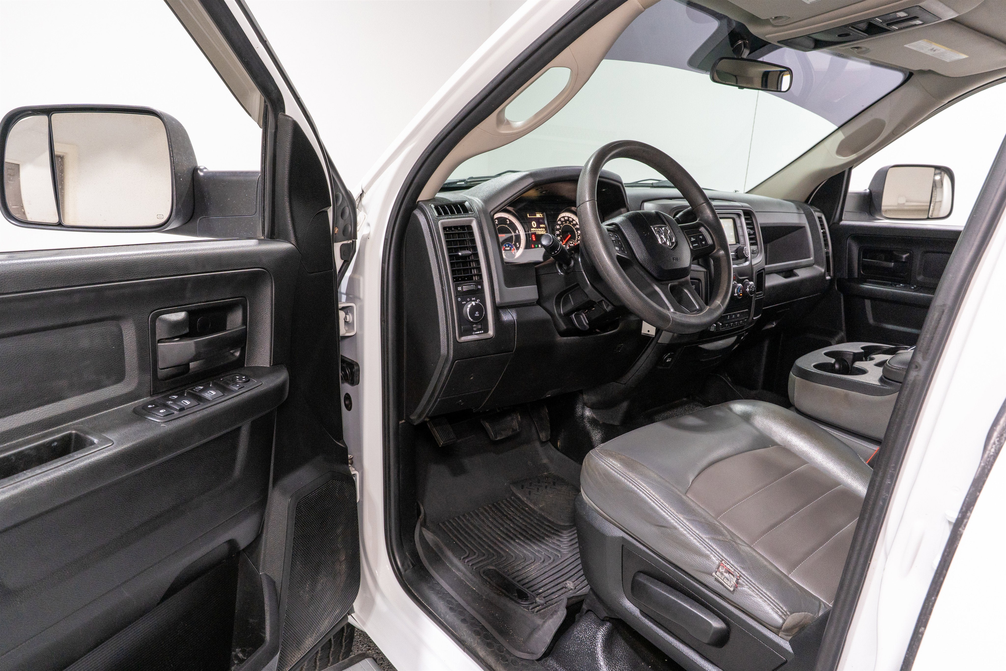 2018 RAM 3500 Chassis Cab Tradesman