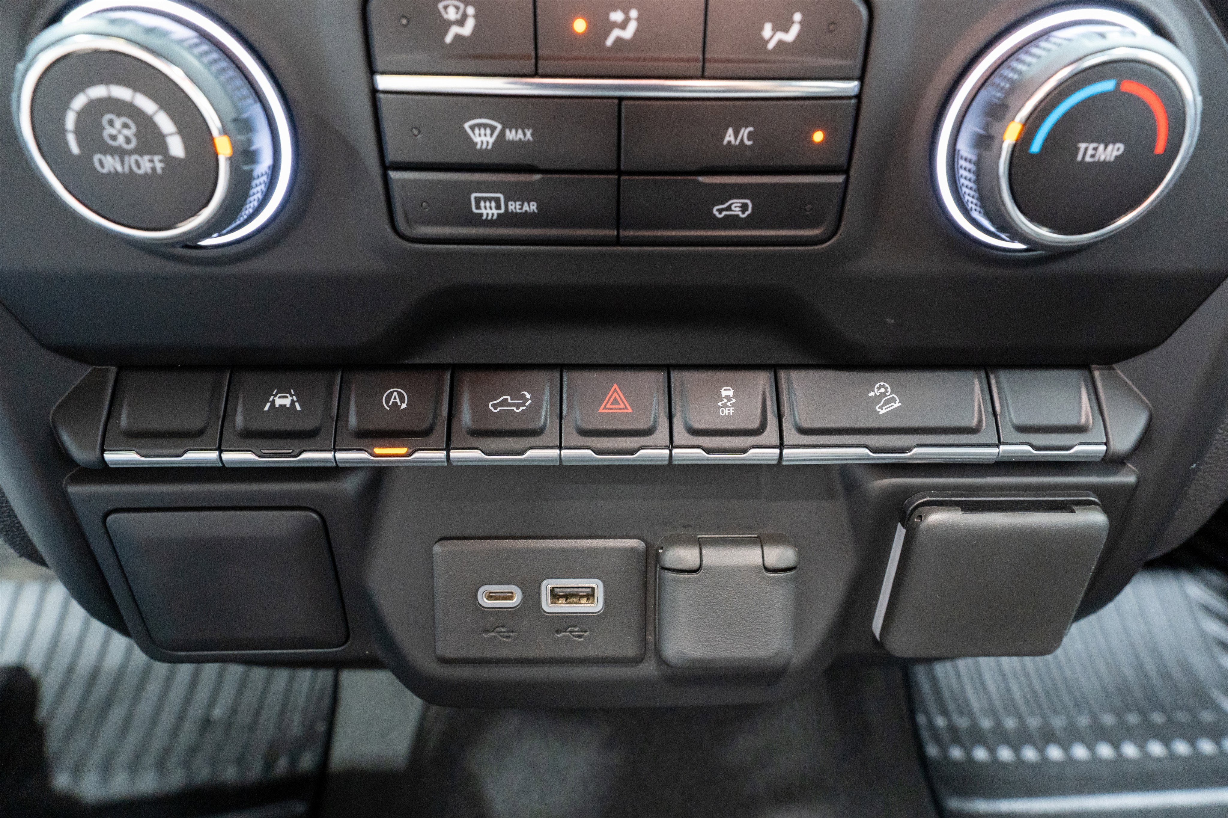 2023 Chevrolet Silverado 1500 Custom Trail Boss