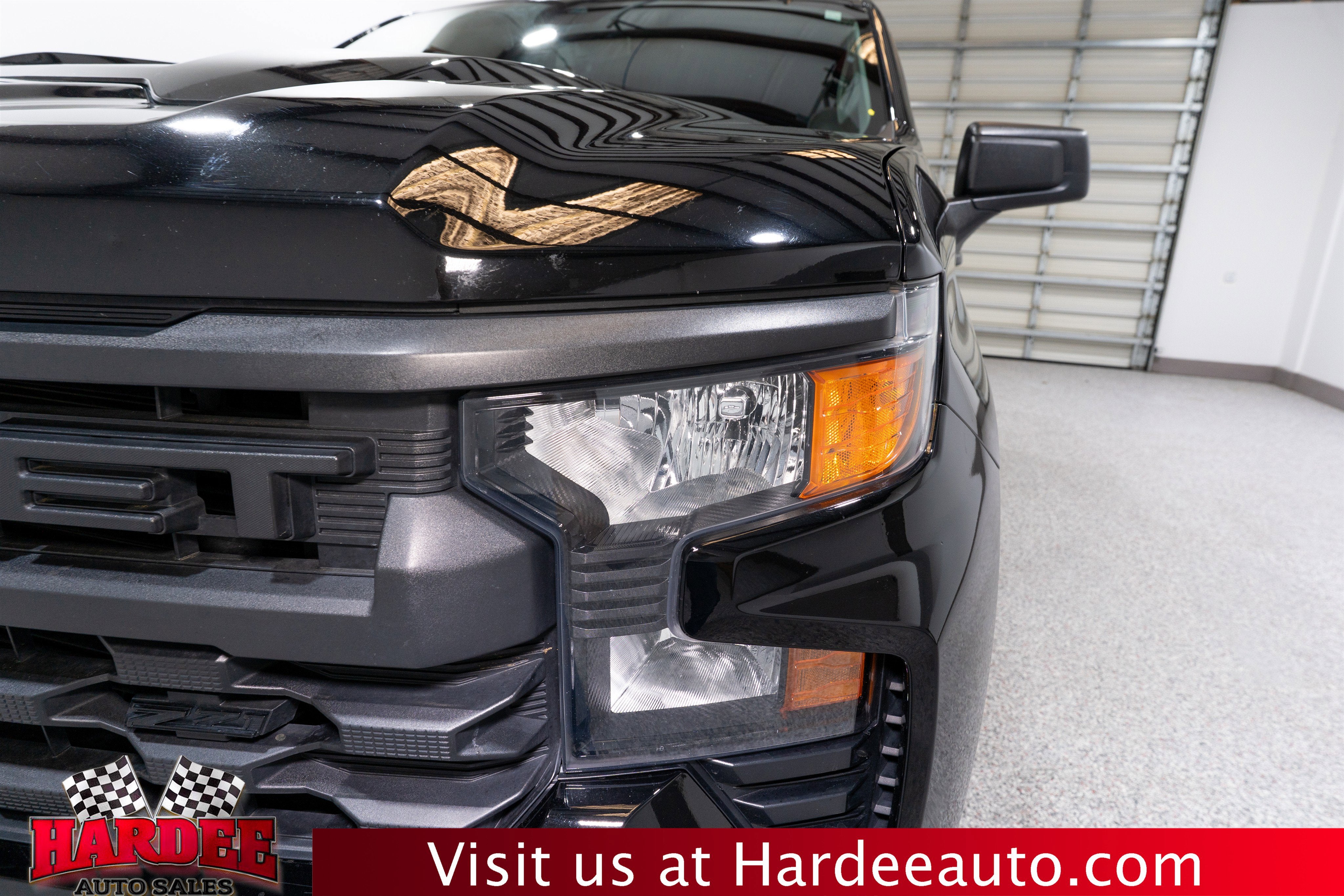 2023 Chevrolet Silverado 1500 Custom Trail Boss