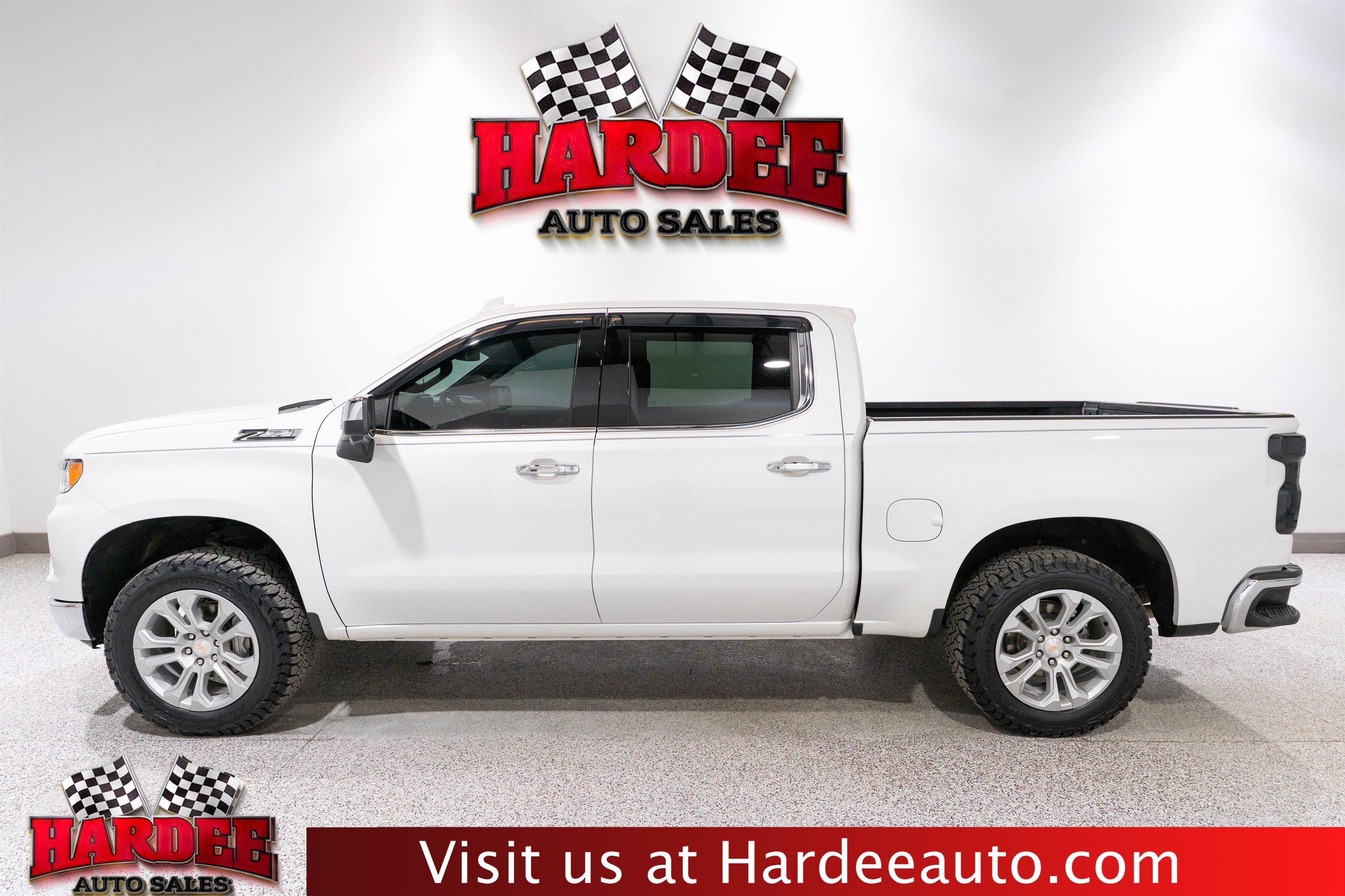 2025 Chevrolet Silverado 1500 LTZ