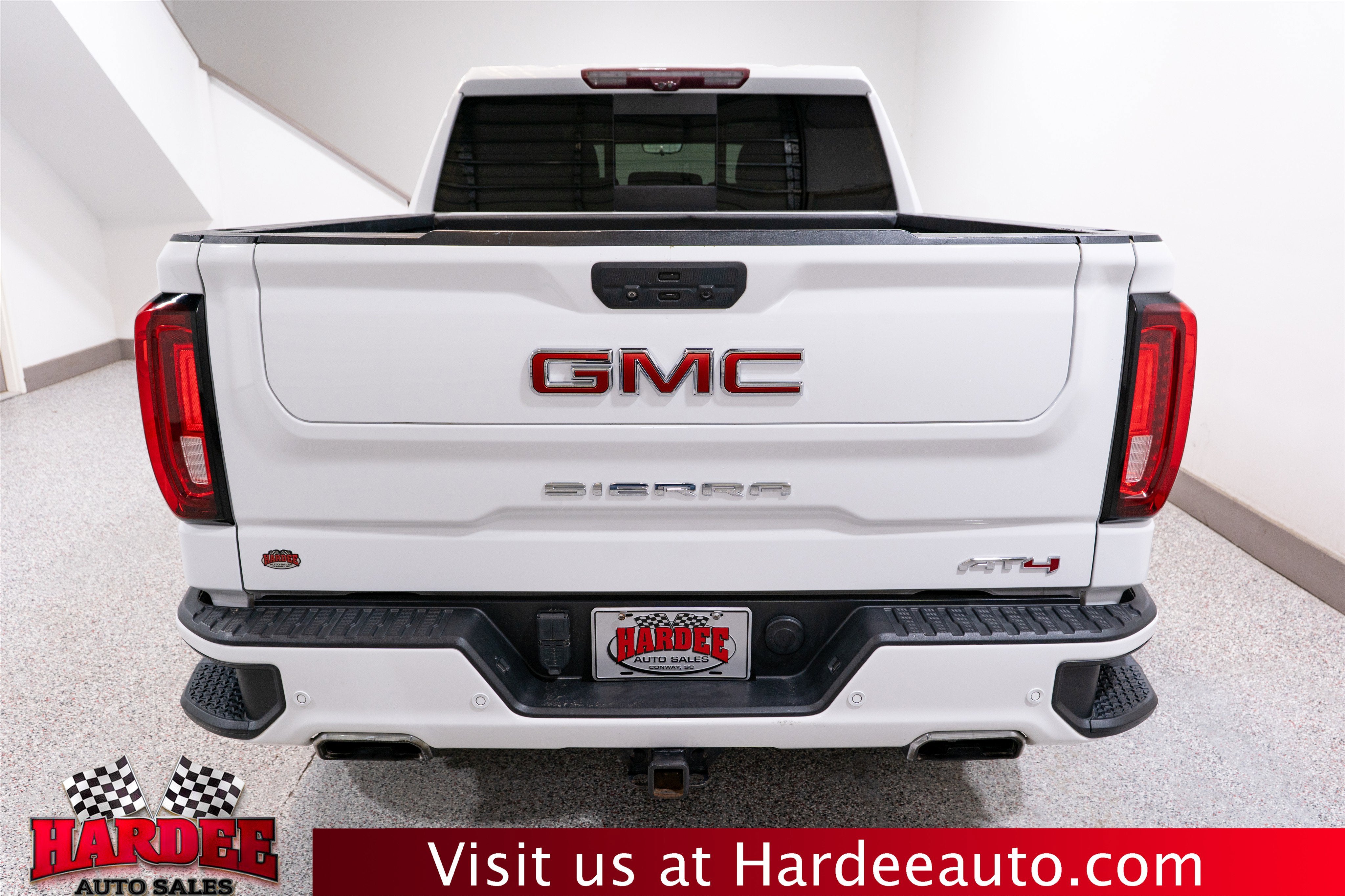 2021 GMC Sierra 1500 AT4