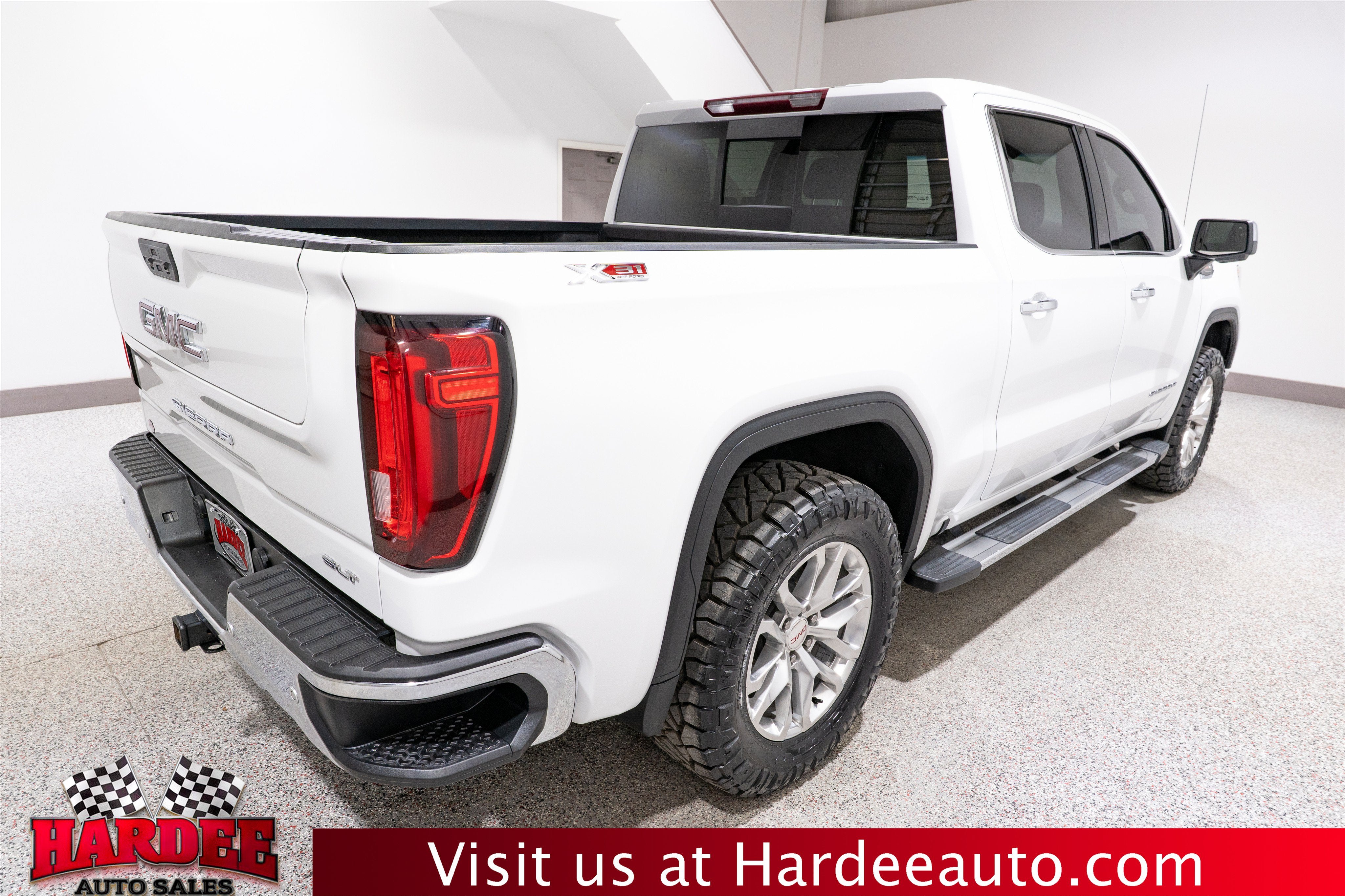 2021 GMC Sierra 1500 SLT