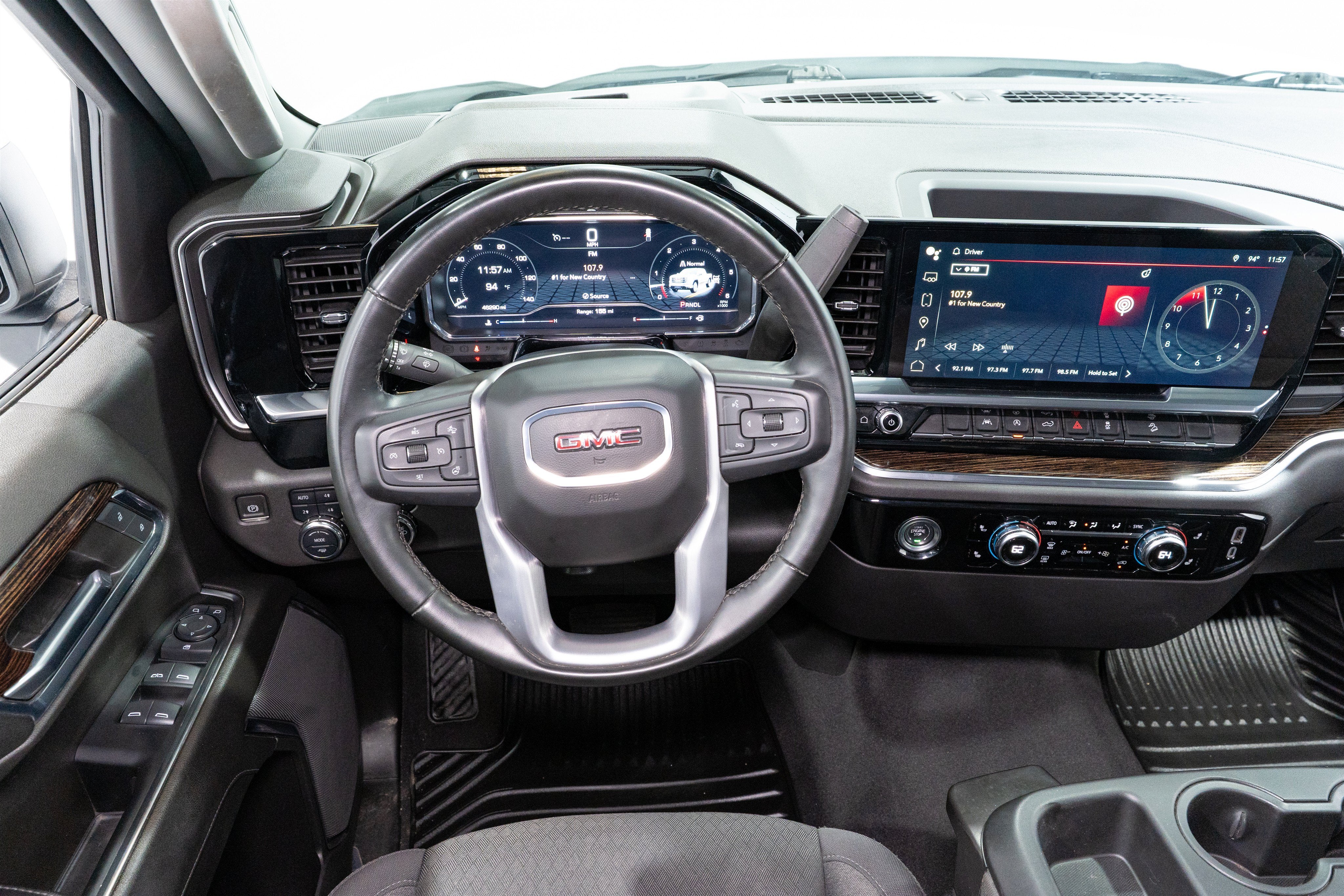 2024 GMC Sierra 1500 SLE